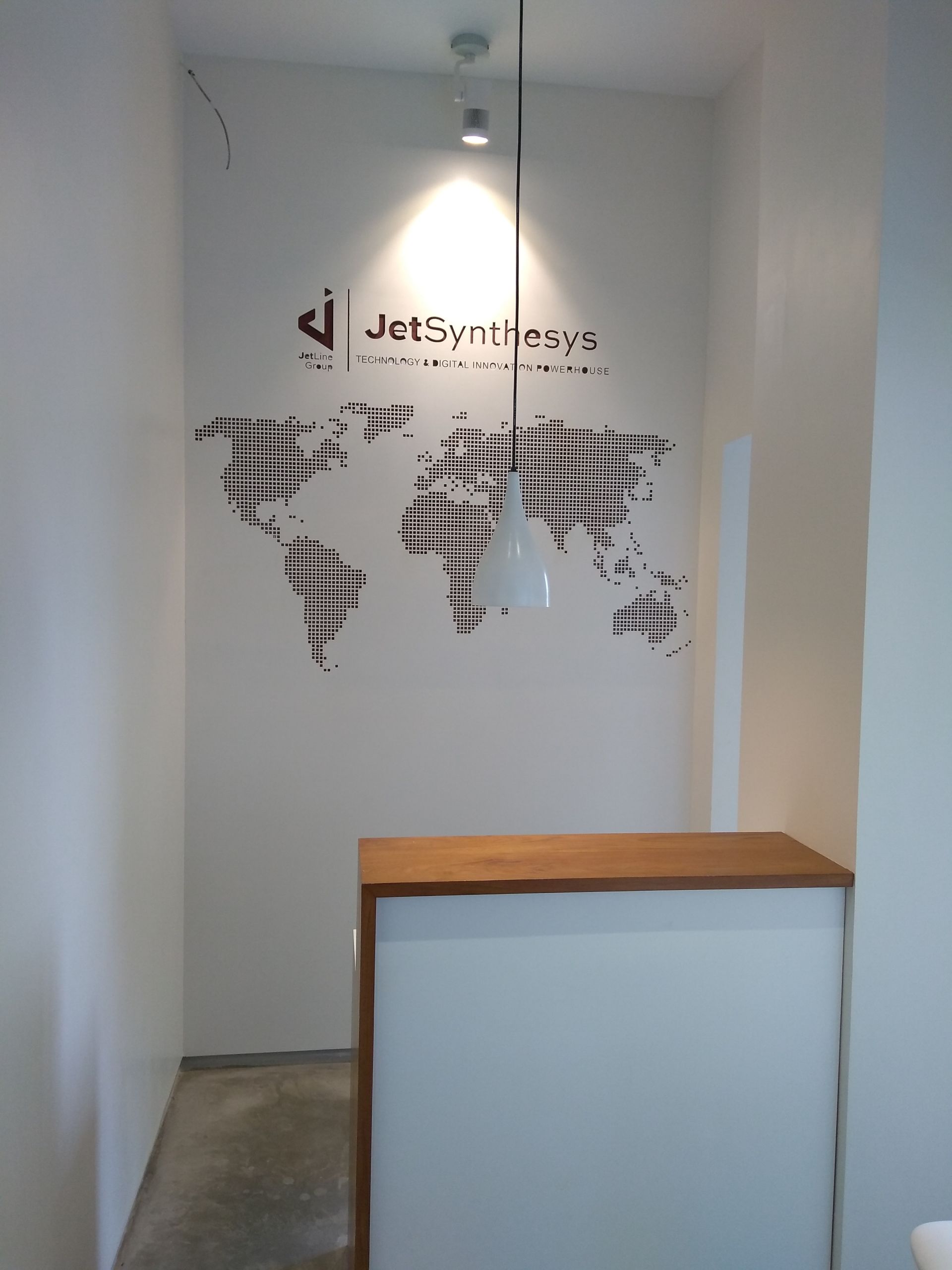 Garage Co-Working image 5