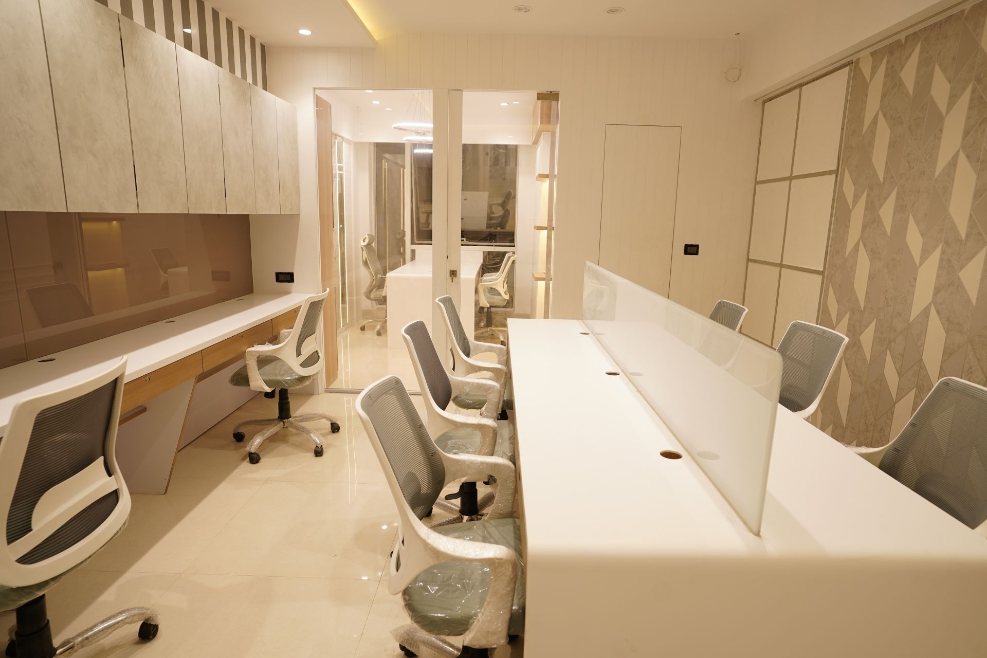 Globify Coworking Spaces image 5