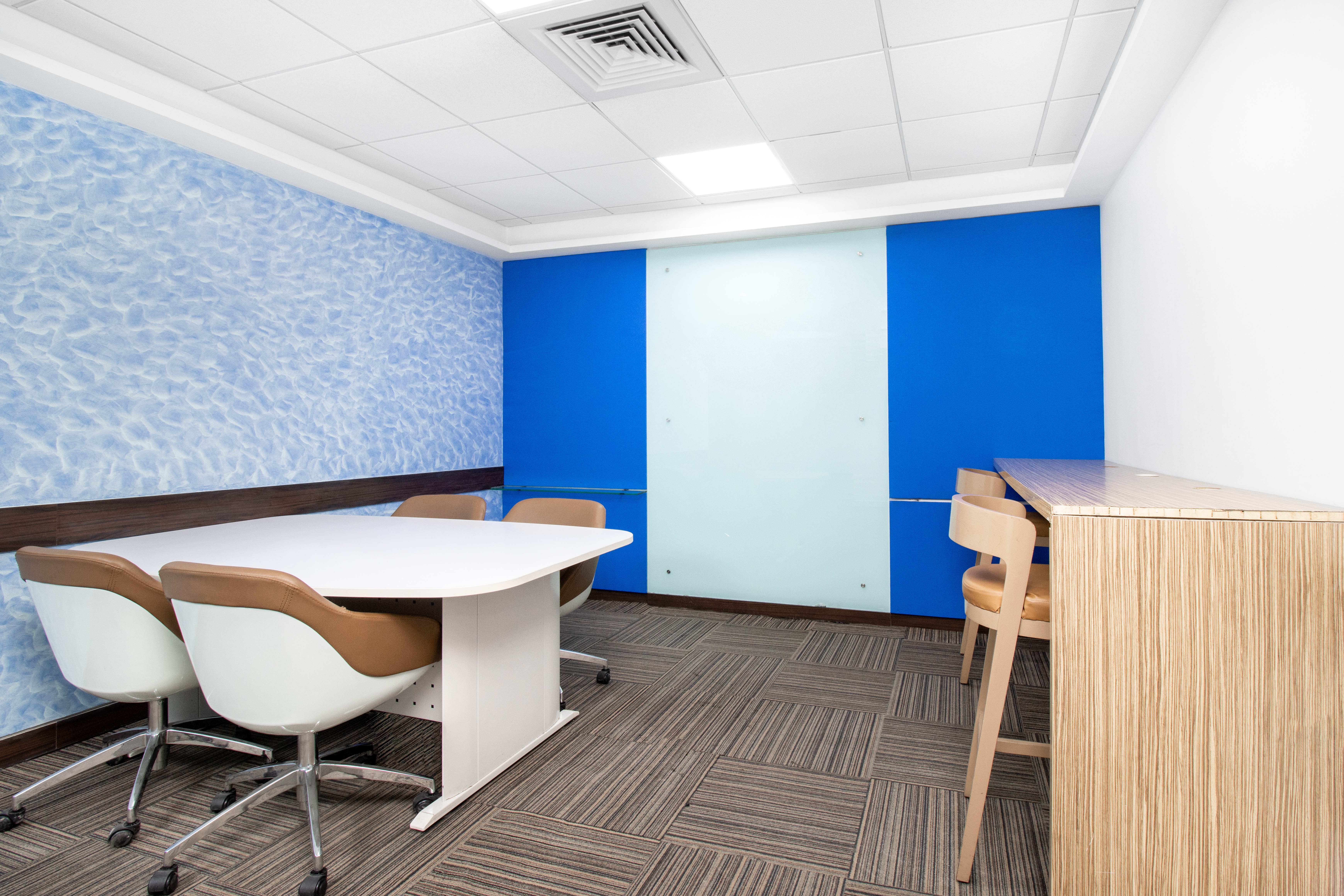 Regus - Mumbai, R-Tech Park image 5