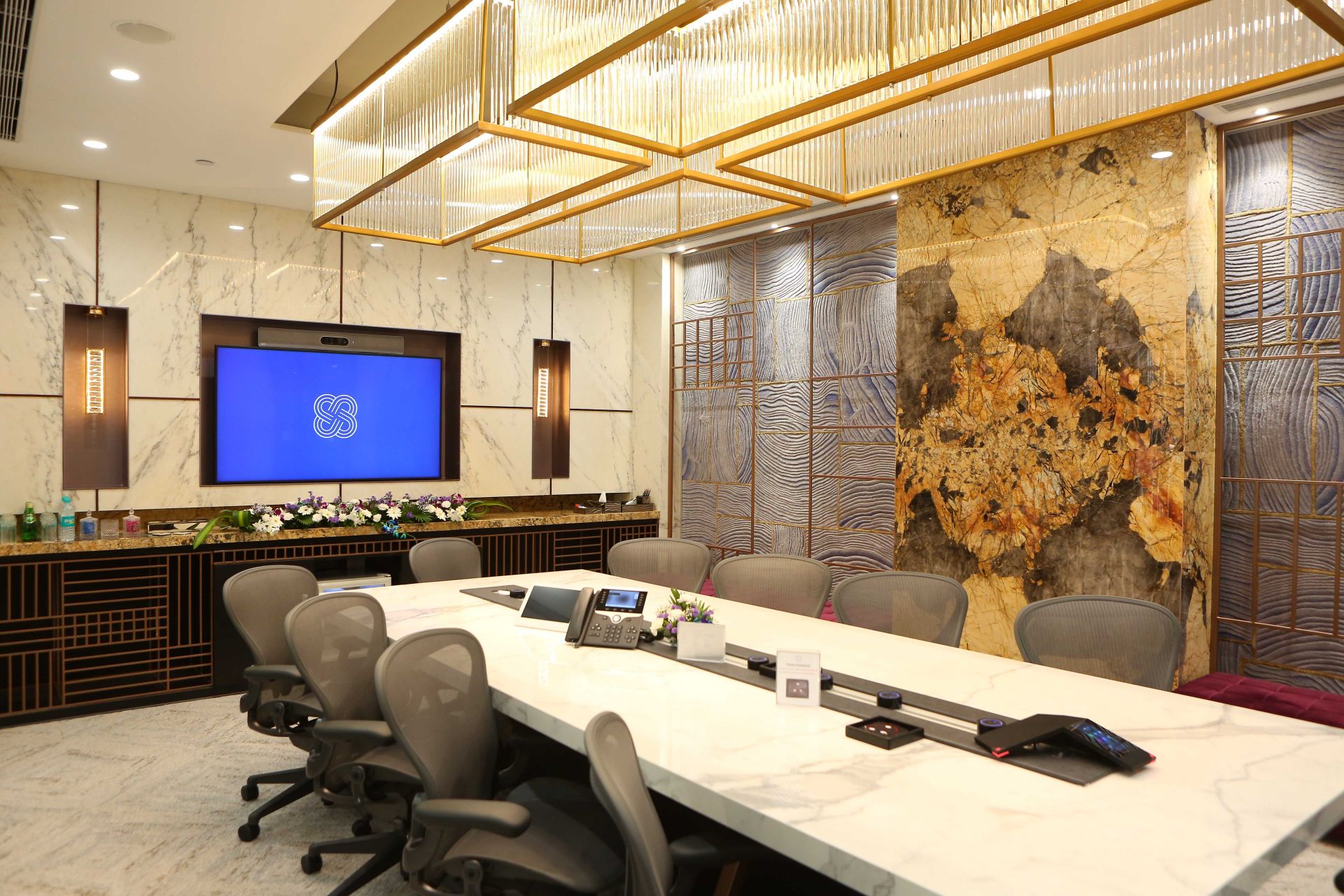 The Executive Centre - First International Financial Centre image 3