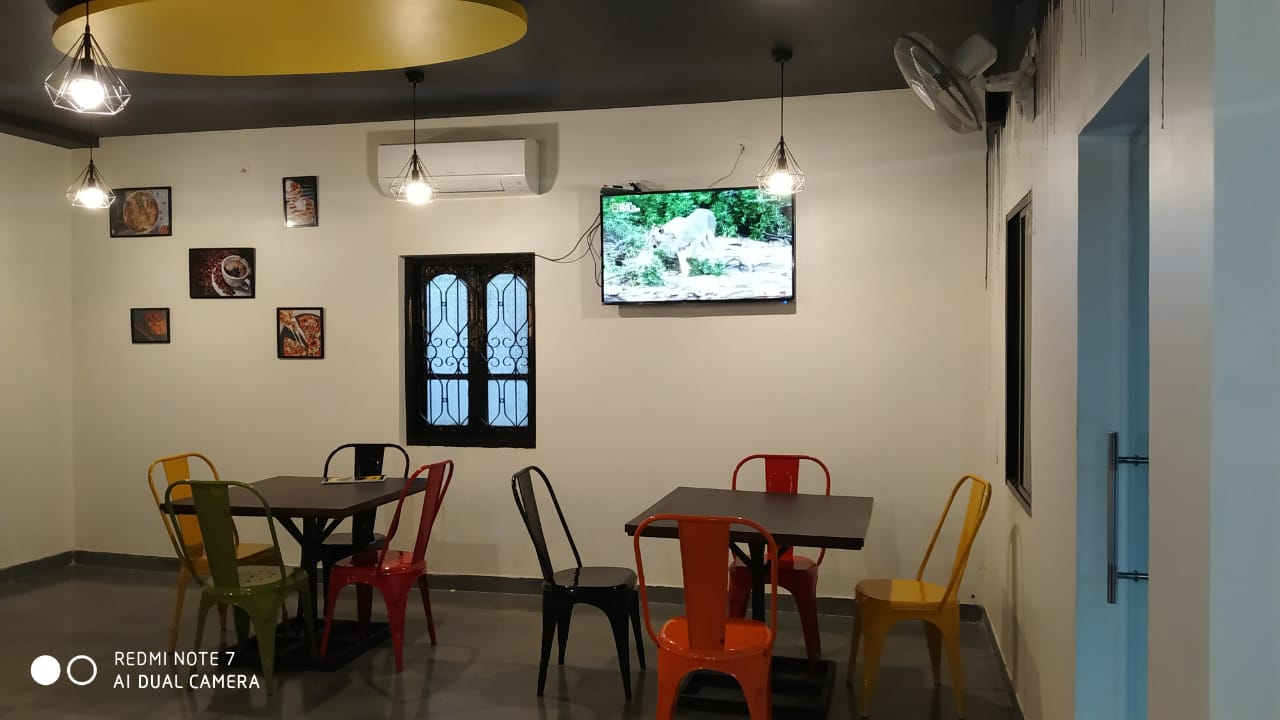 AB's Pavilion Cafe image 2