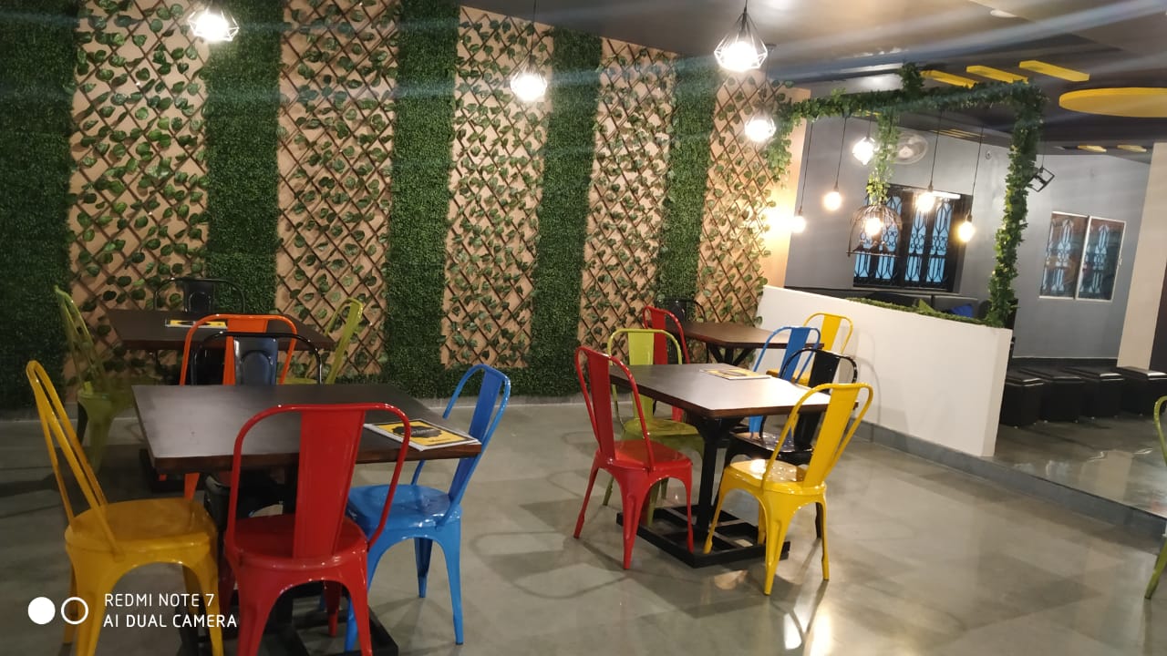 AB's Pavilion Cafe image 5