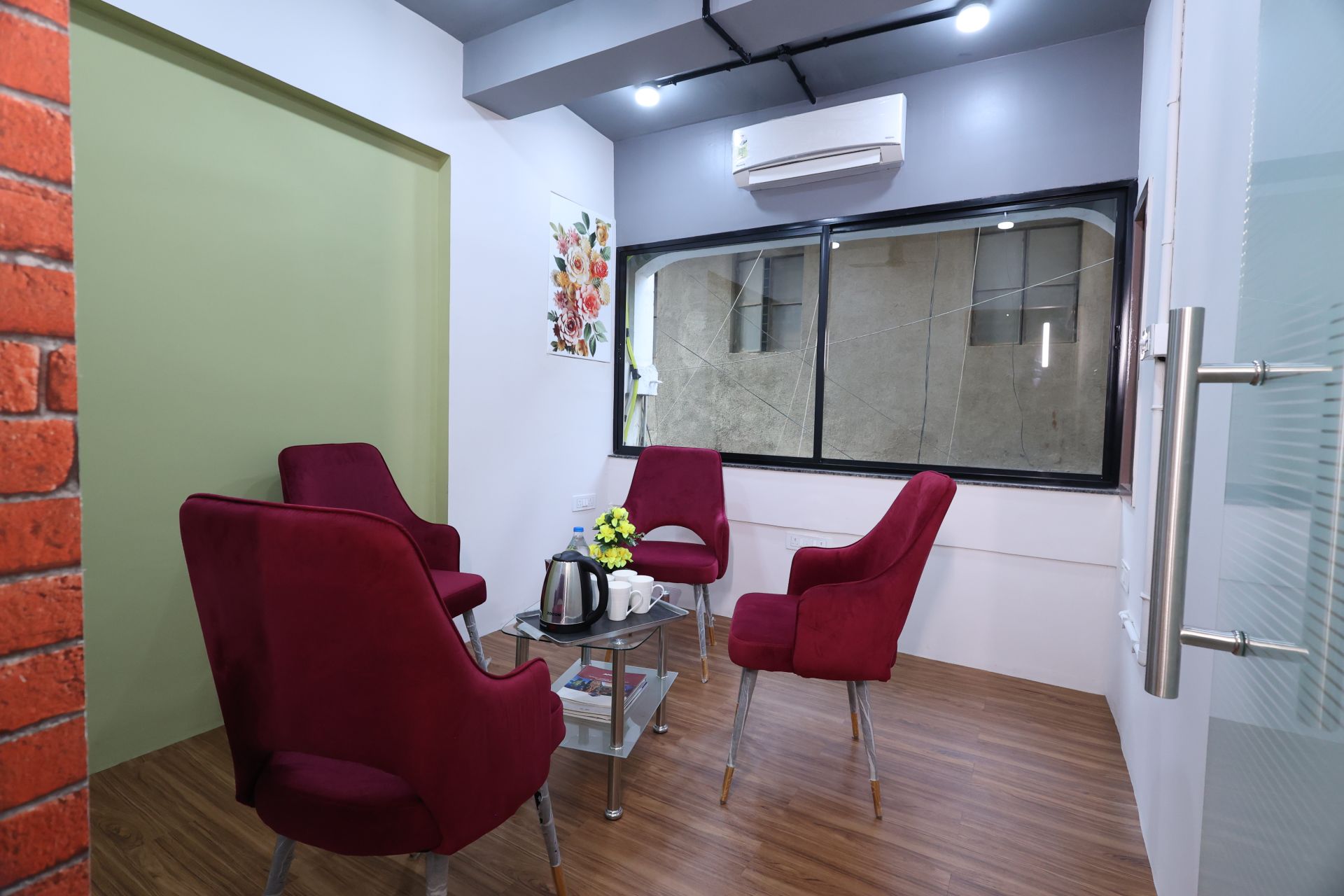 VORA WORKSPACE image 5