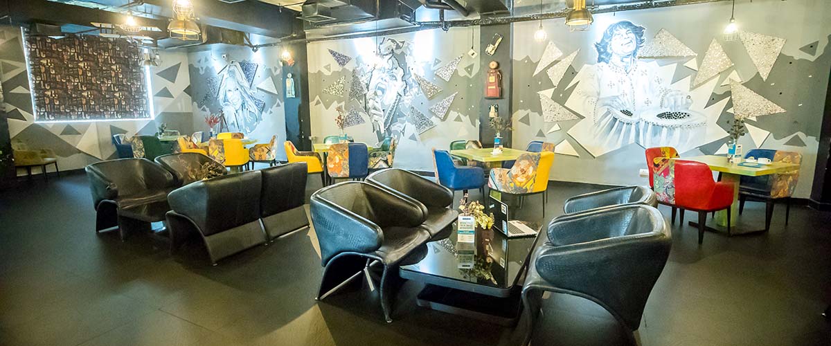 myHQ Coworking Cafe - World Art Dining Punjabi Bagh image 2
