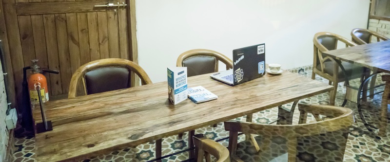 myHQ Coworking - Publiq Bar and Kitchen Green Park image 2