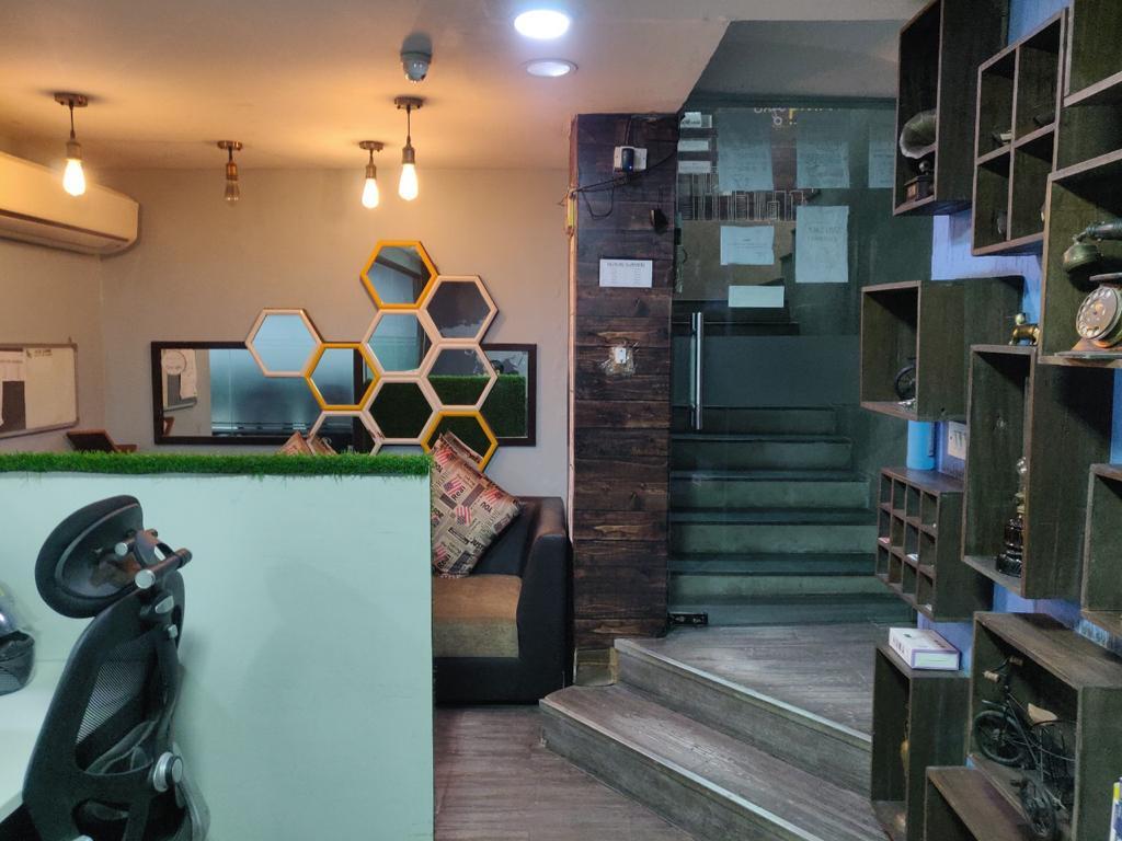 Peer Share Coworking image 5