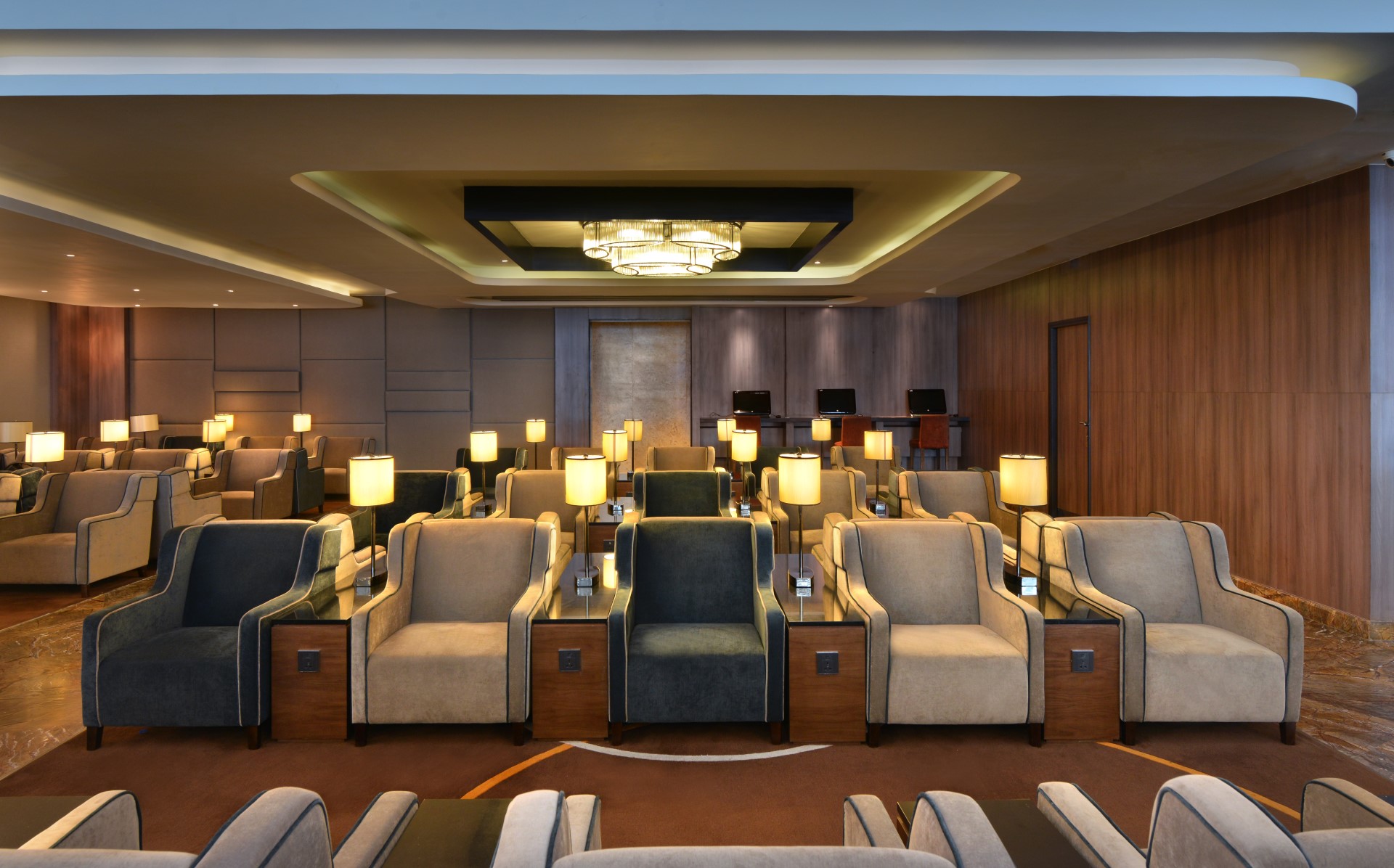 Plaza Premium Lounge (Domestic Departures) / T3 image 2