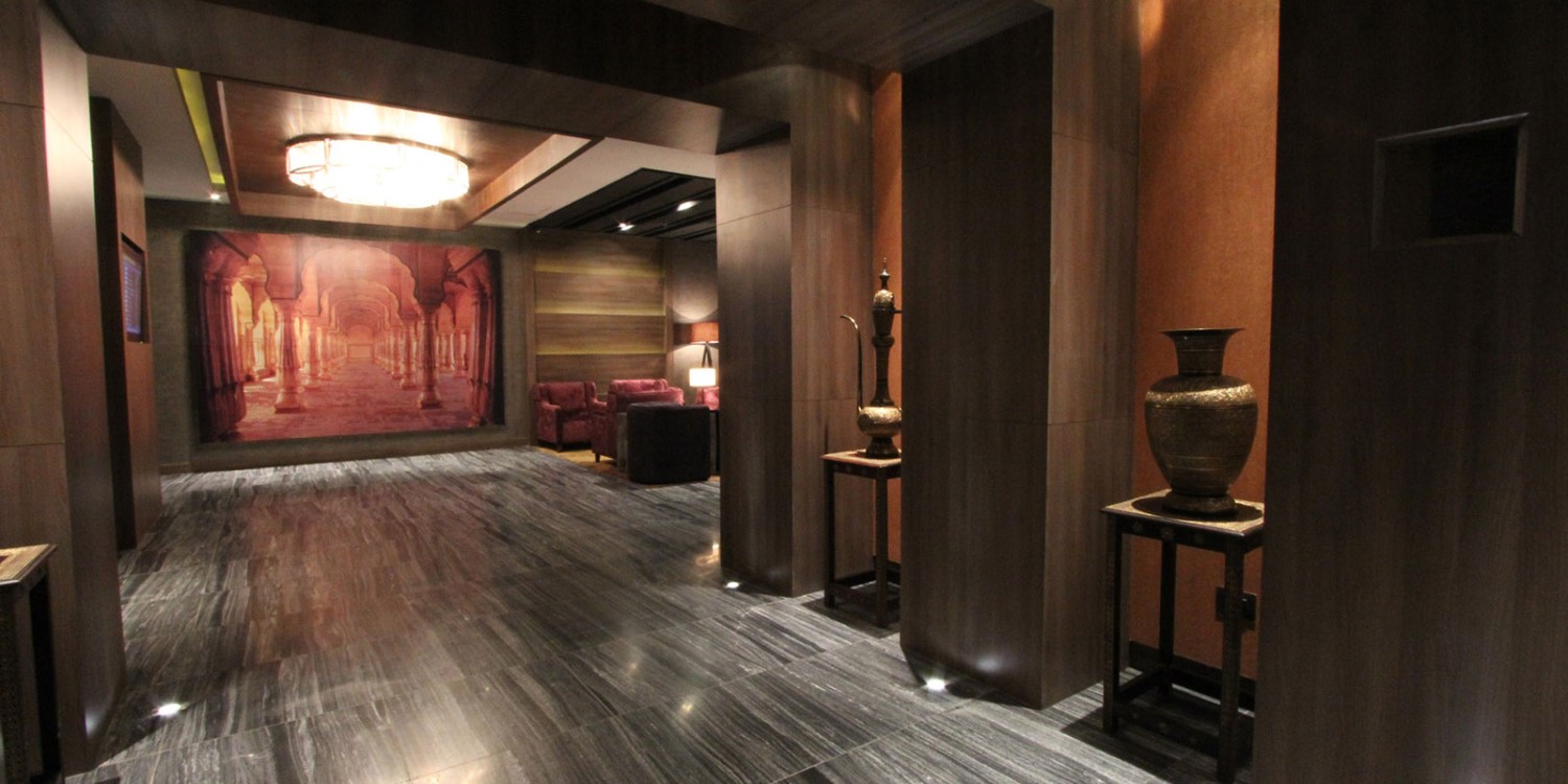 Plaza Premium Lounge (International Departures) / T3 Lounge B image 3