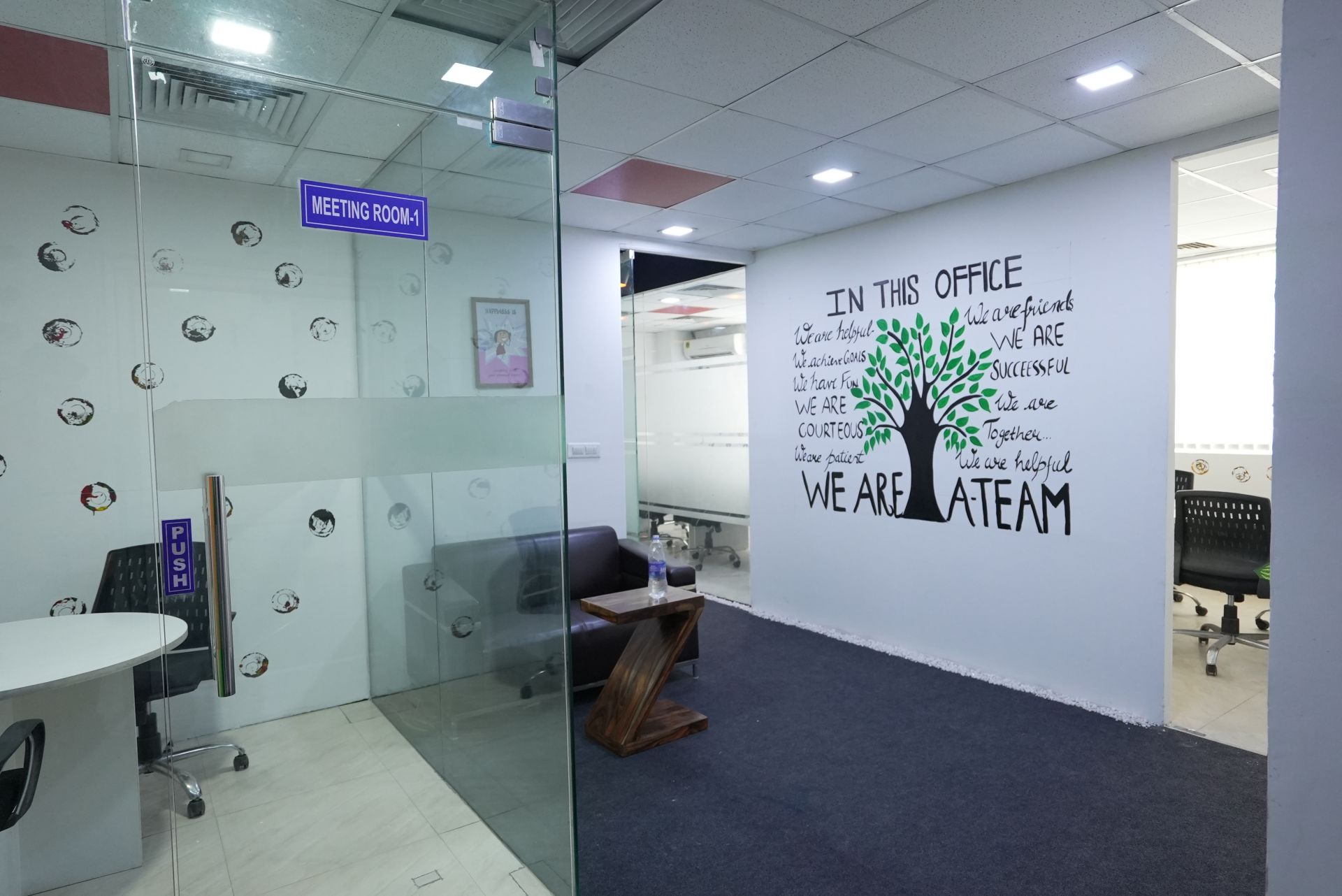 DtCoWorks Coworking Noida image 5