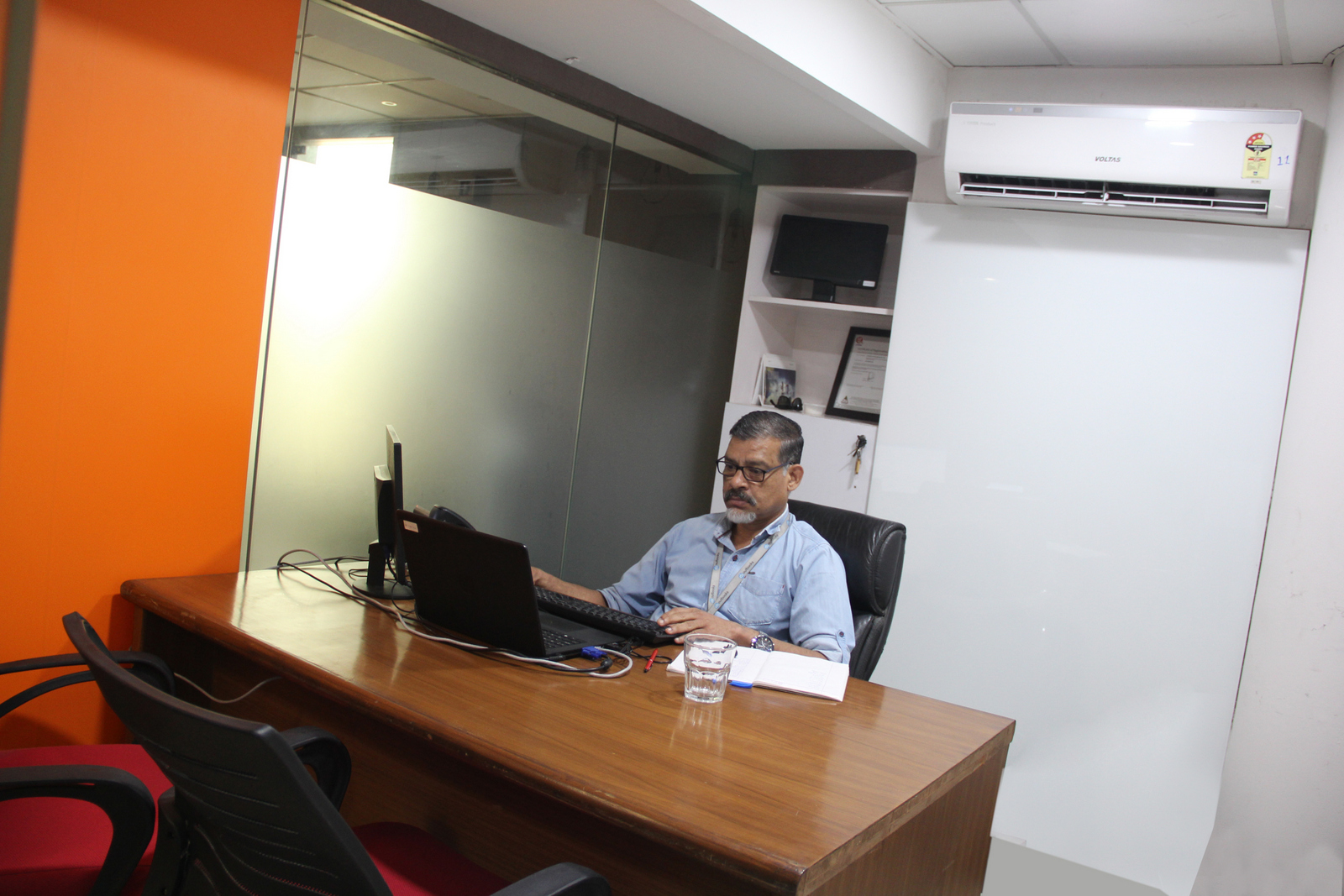 LETS CONNECT COWORKING SPACE image 2