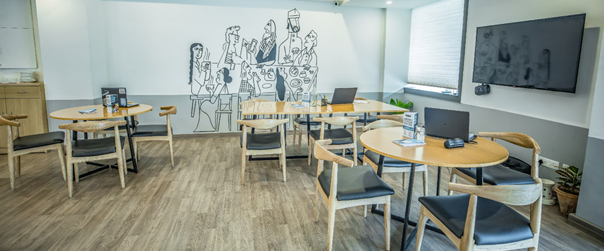 OYO Townhouse Cafe Curryhut - myHQ Coworking Cafe image 3