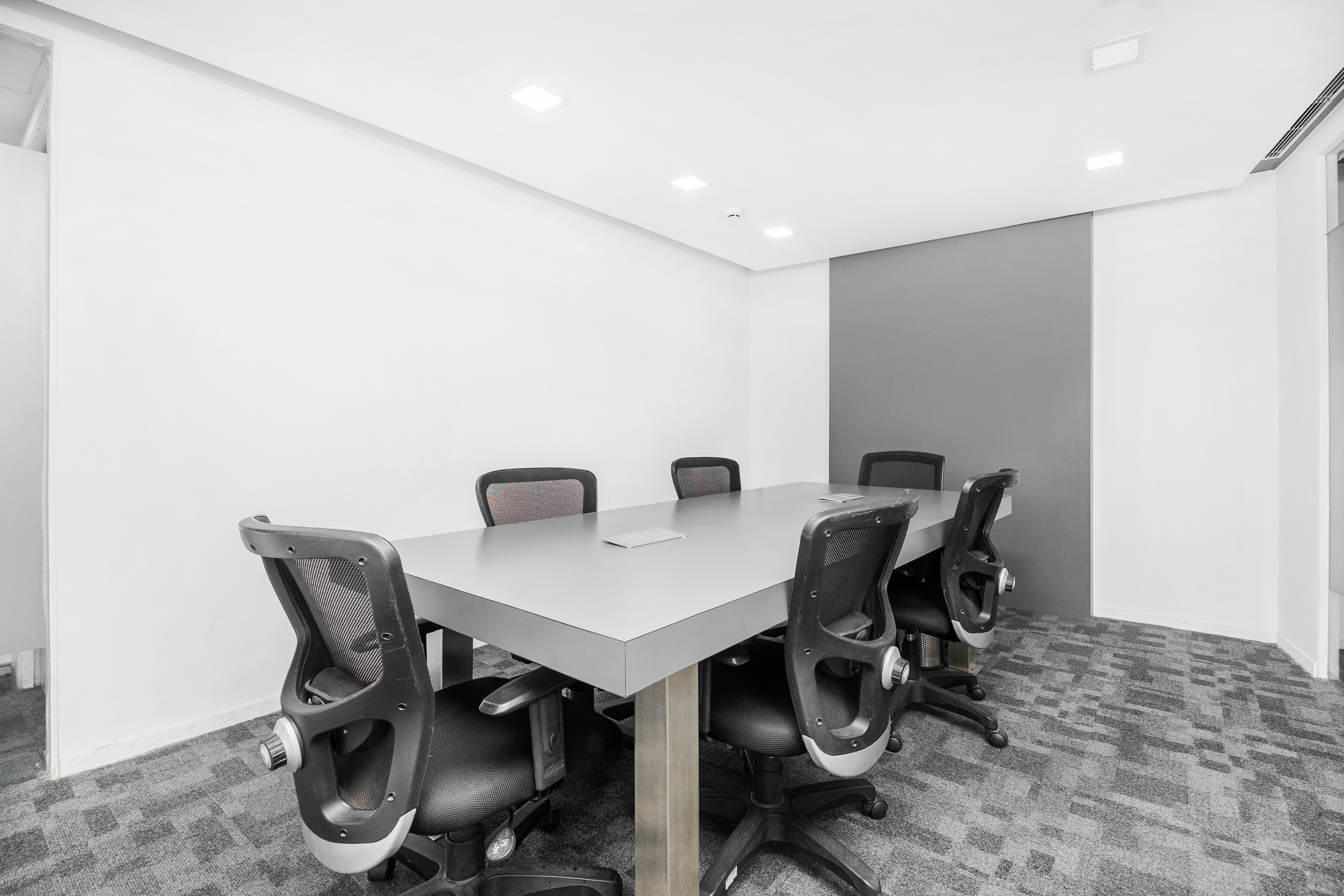 Regus - NOIDA, Tapasya Corporate Heights image 4