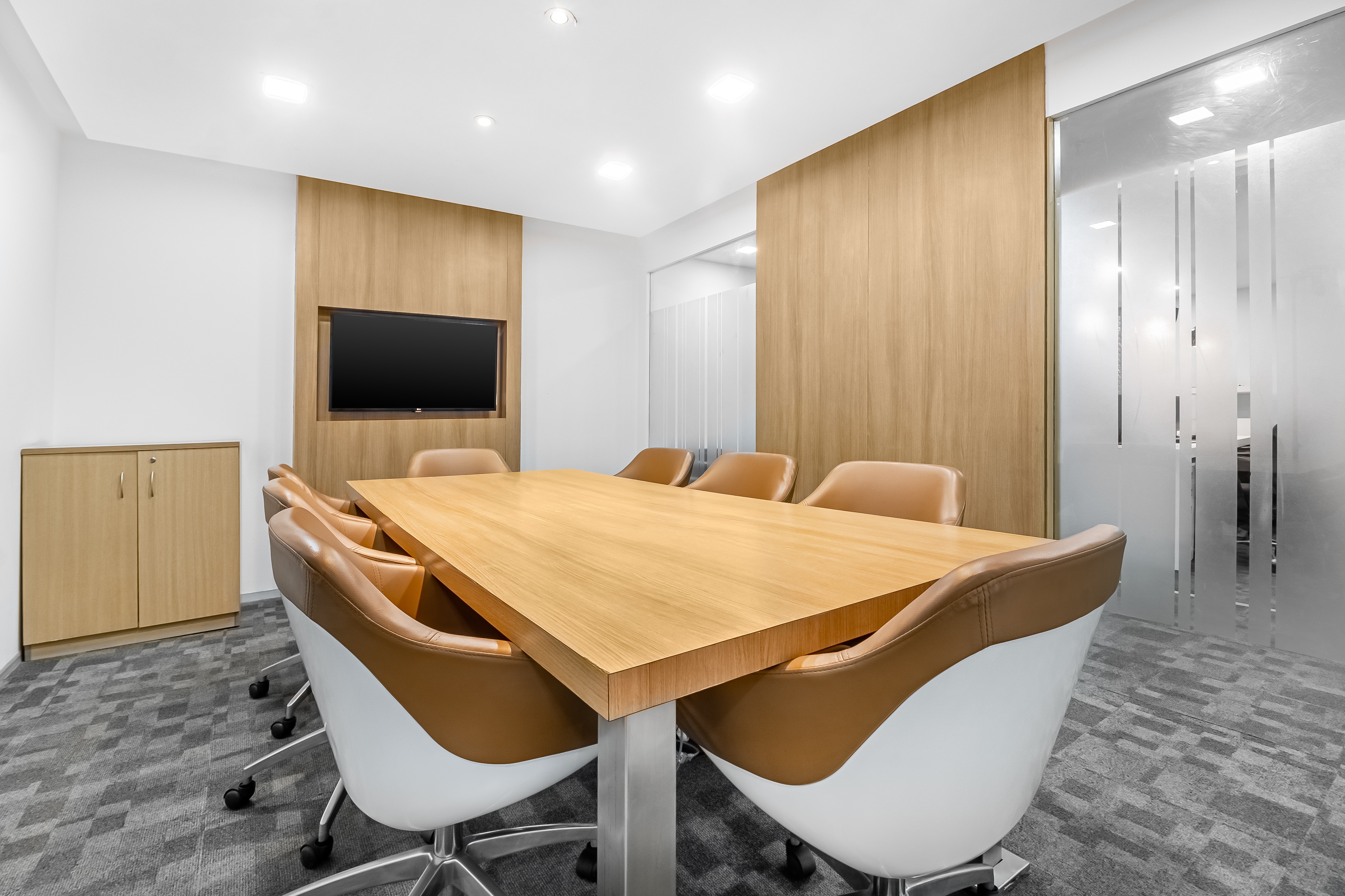 Regus - Noida, WTT image 4