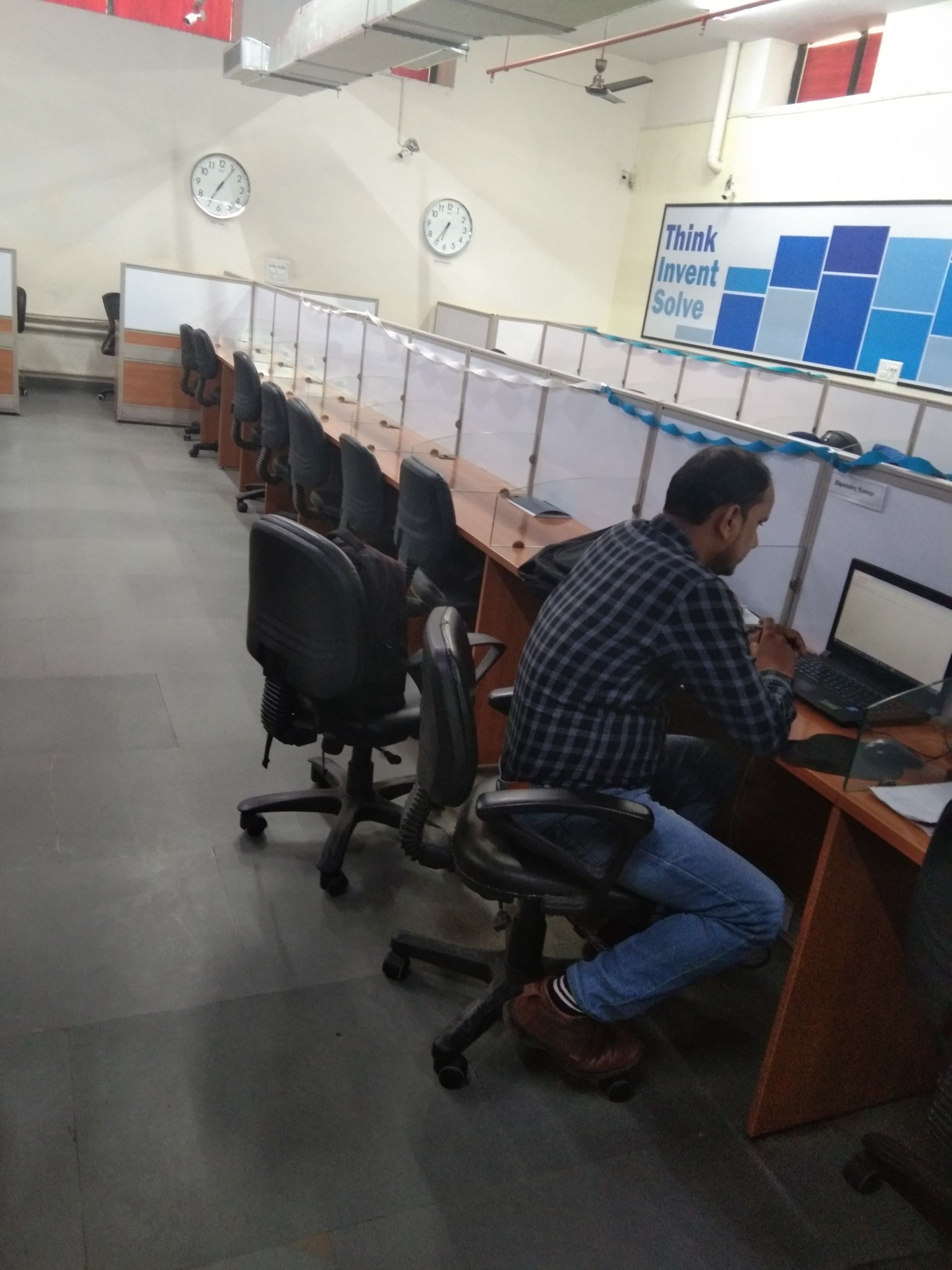 Study Space Library in Noida Sector 72 image 2