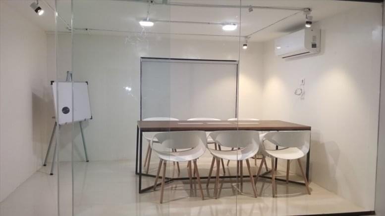 Bootstart Coworking image 1