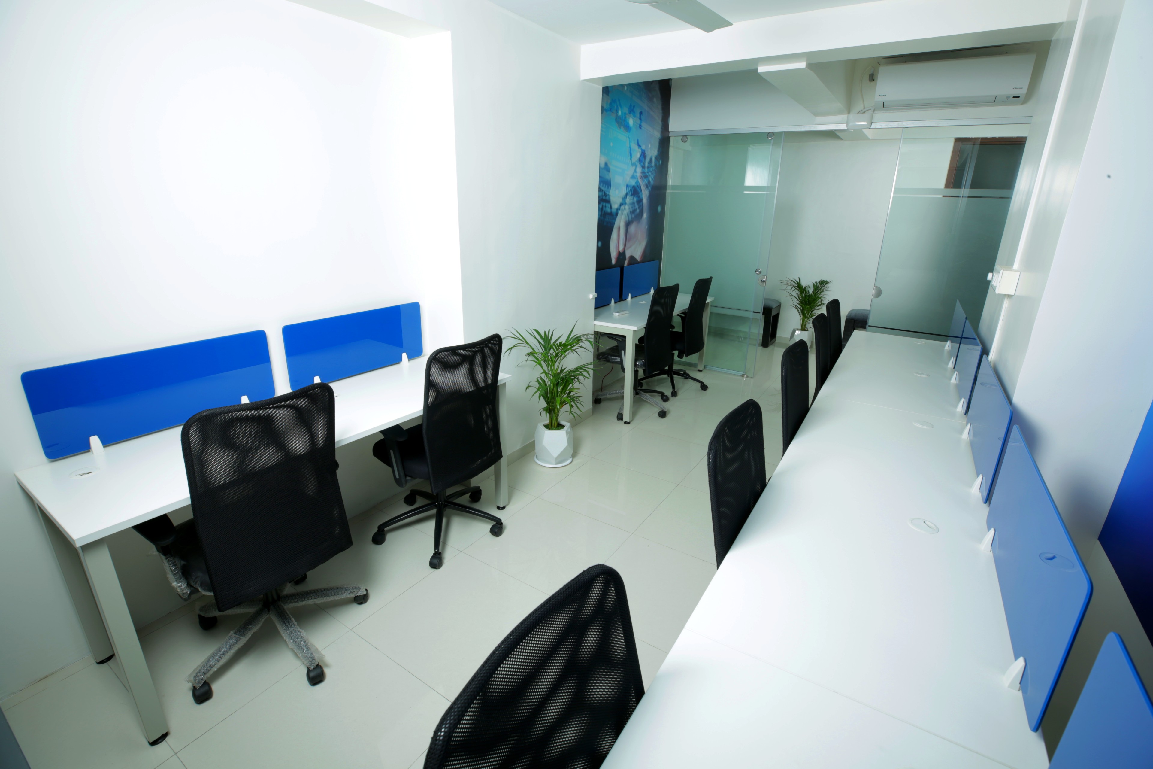 Divine Coworking ( Sahyadri Farms Baner) image 5