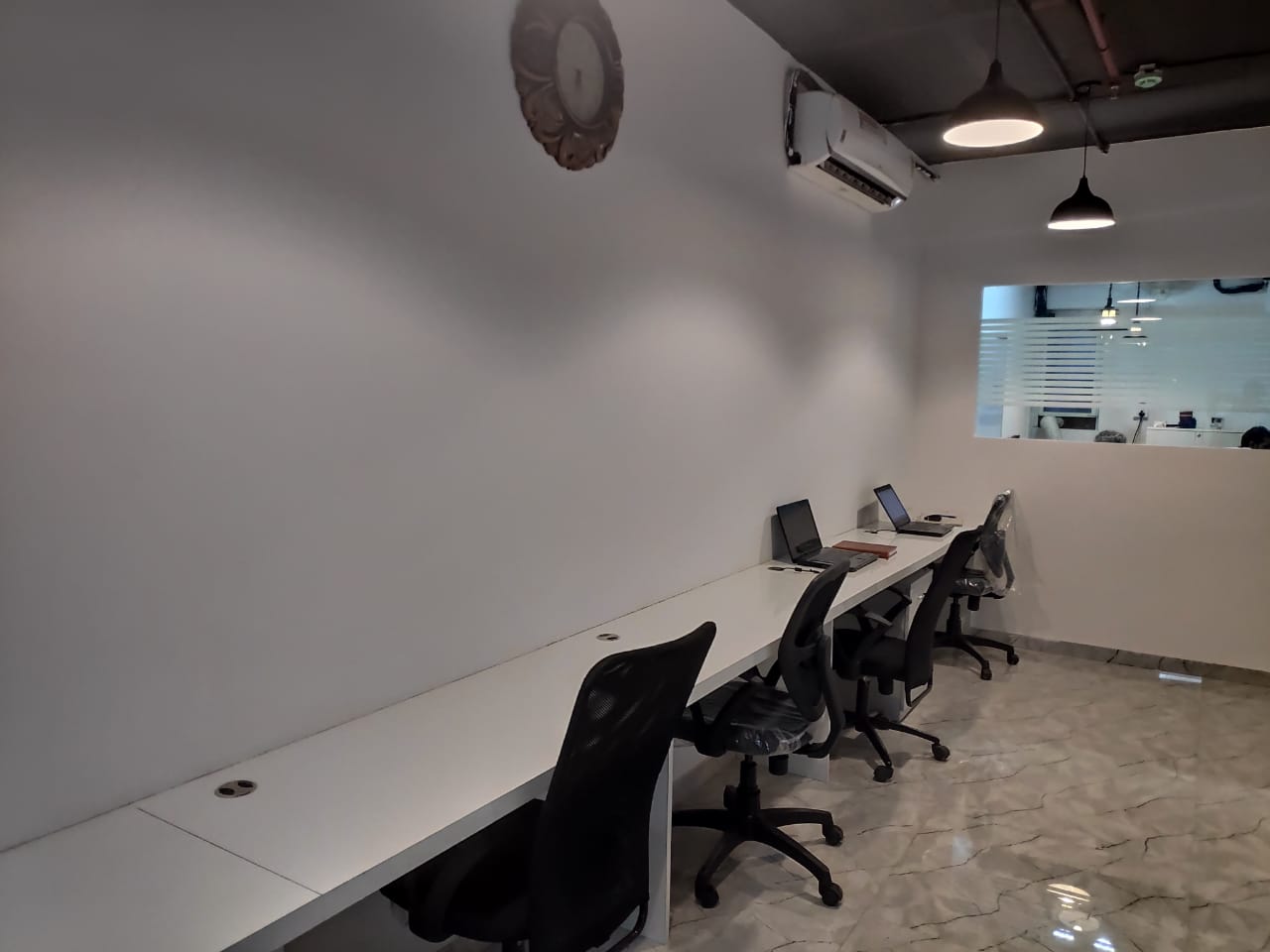 Vstartup Co-working Space image 4