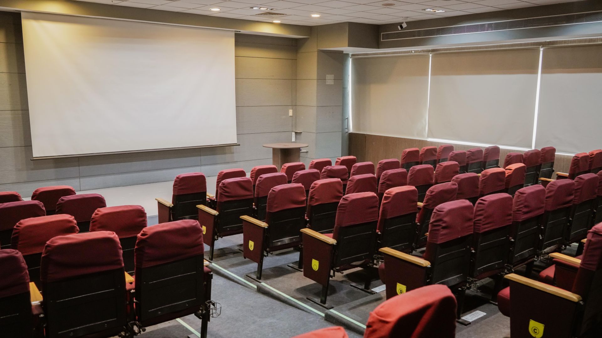 KPLEX GRAND COWORKING SPACE image 4