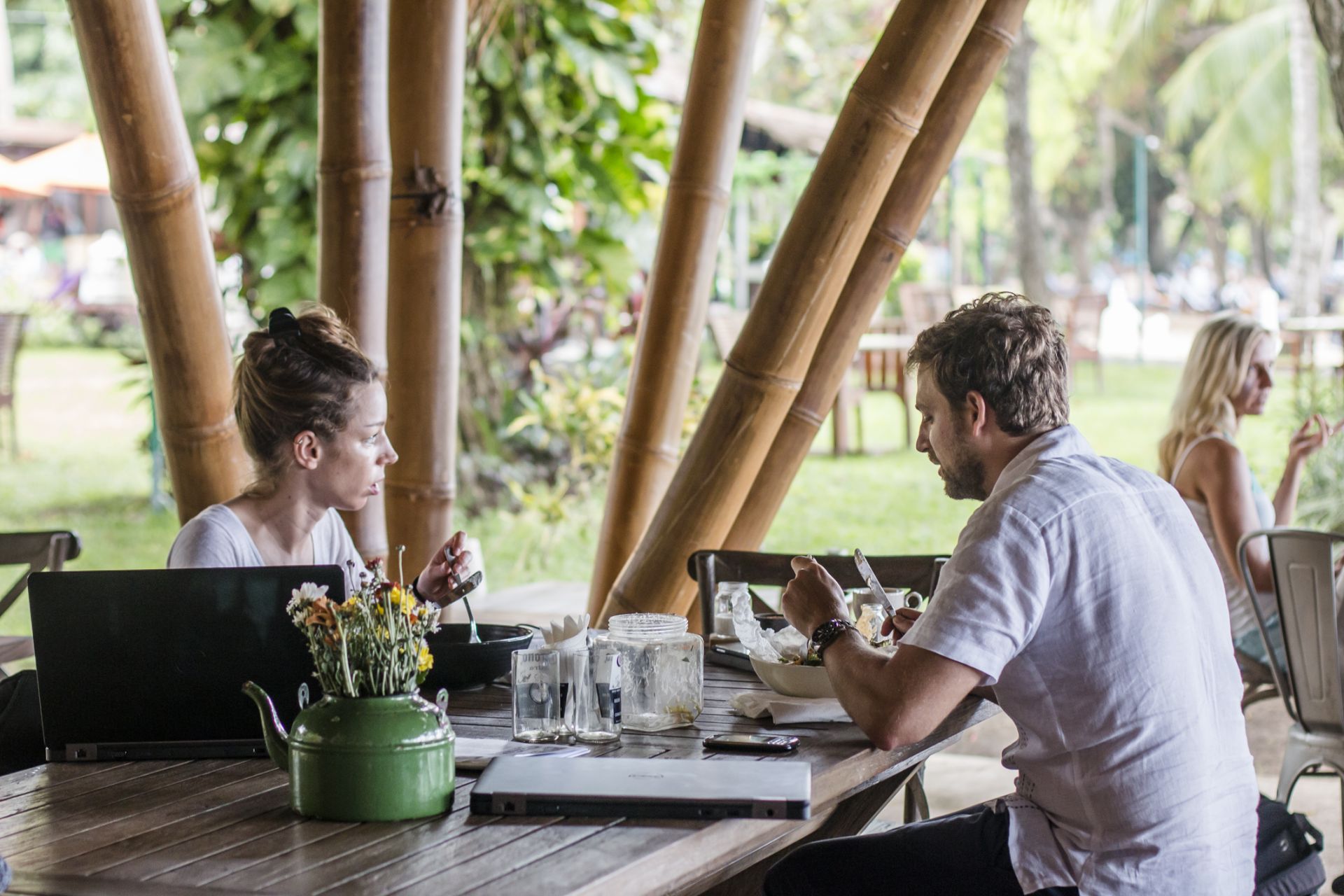 Genius Café Sanur image 2