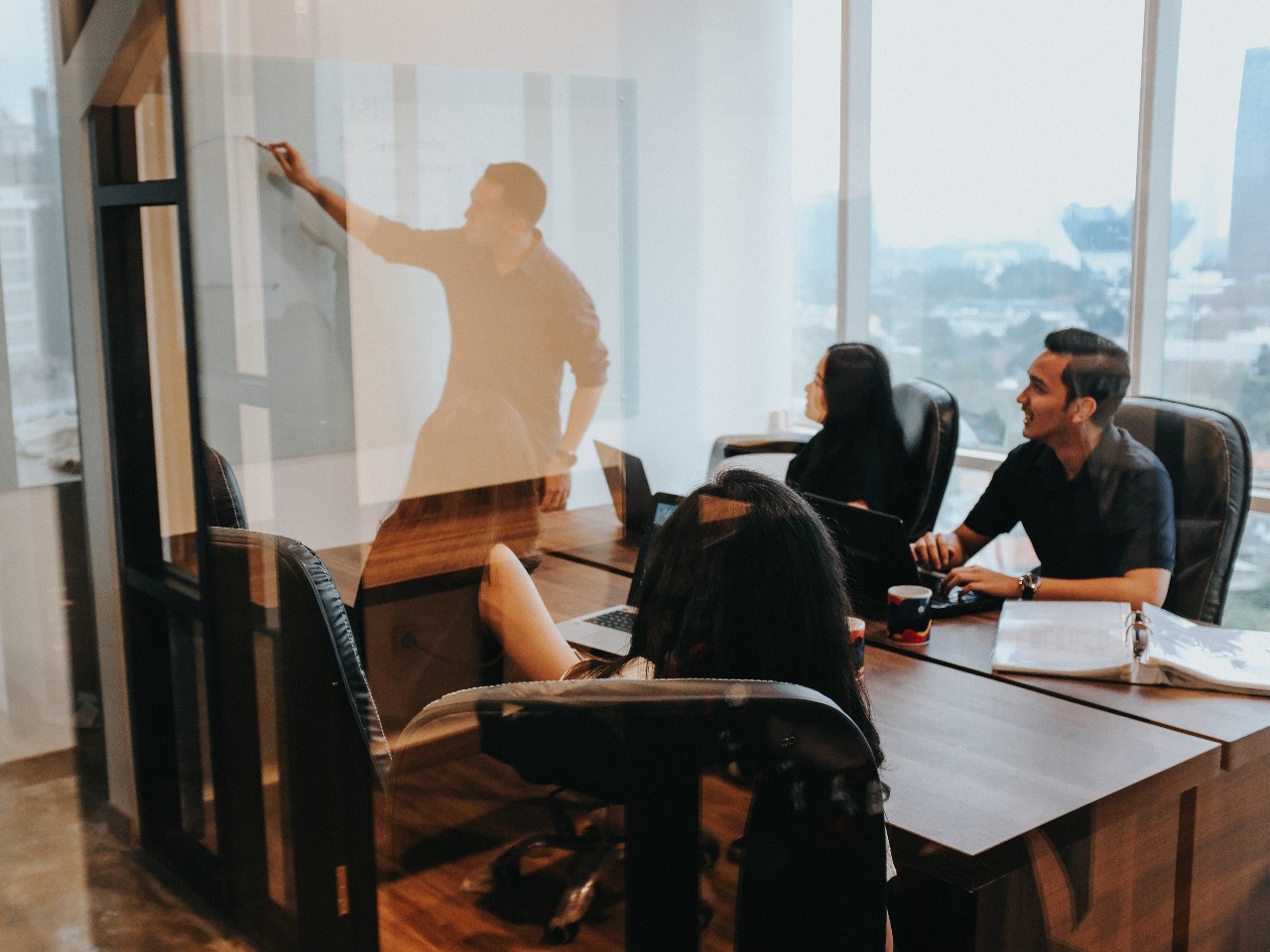 Apiary Coworking Space Kuningan image 3