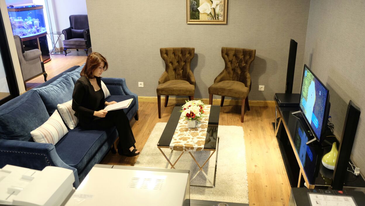 Premier Office image 2