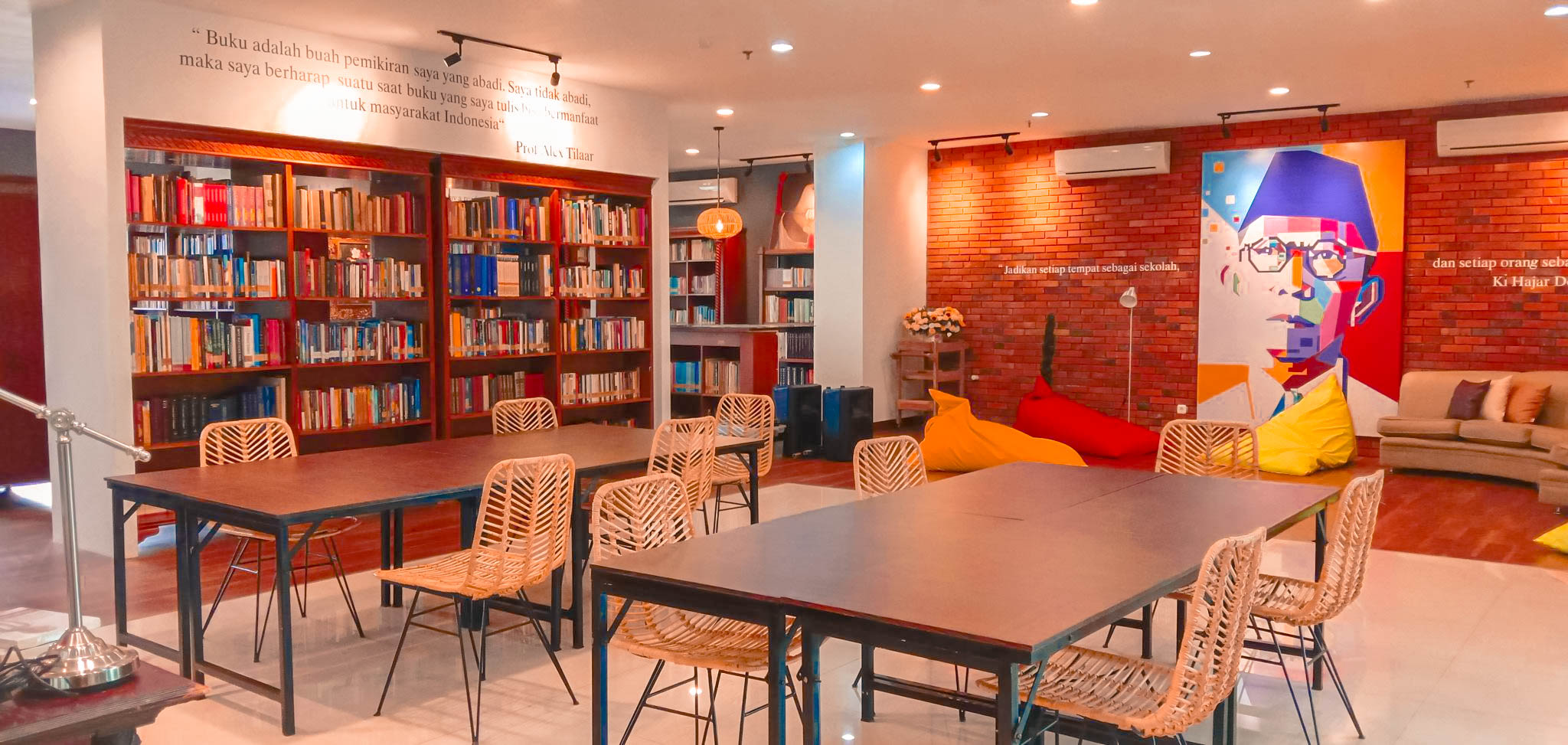 Ruang Belajar Alex Tilaar image 2