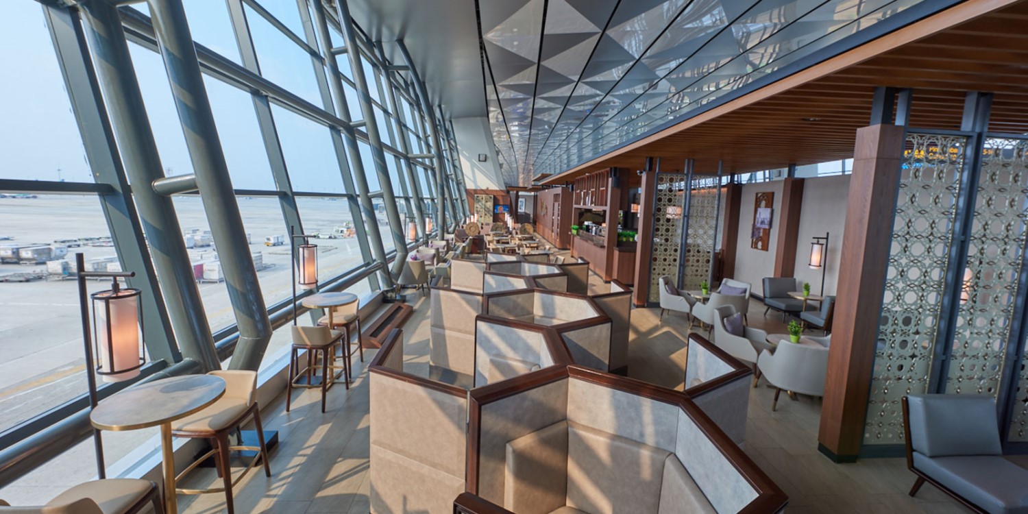 Saphire - Plaza Premium Lounge (International Departures) image 3
