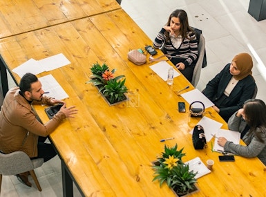 Business Avenue image 5