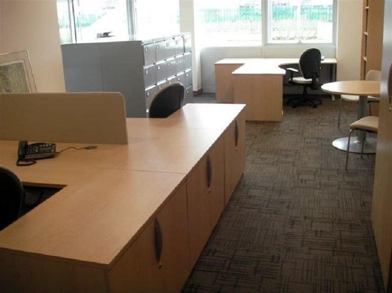 Barry Tennyson image 2