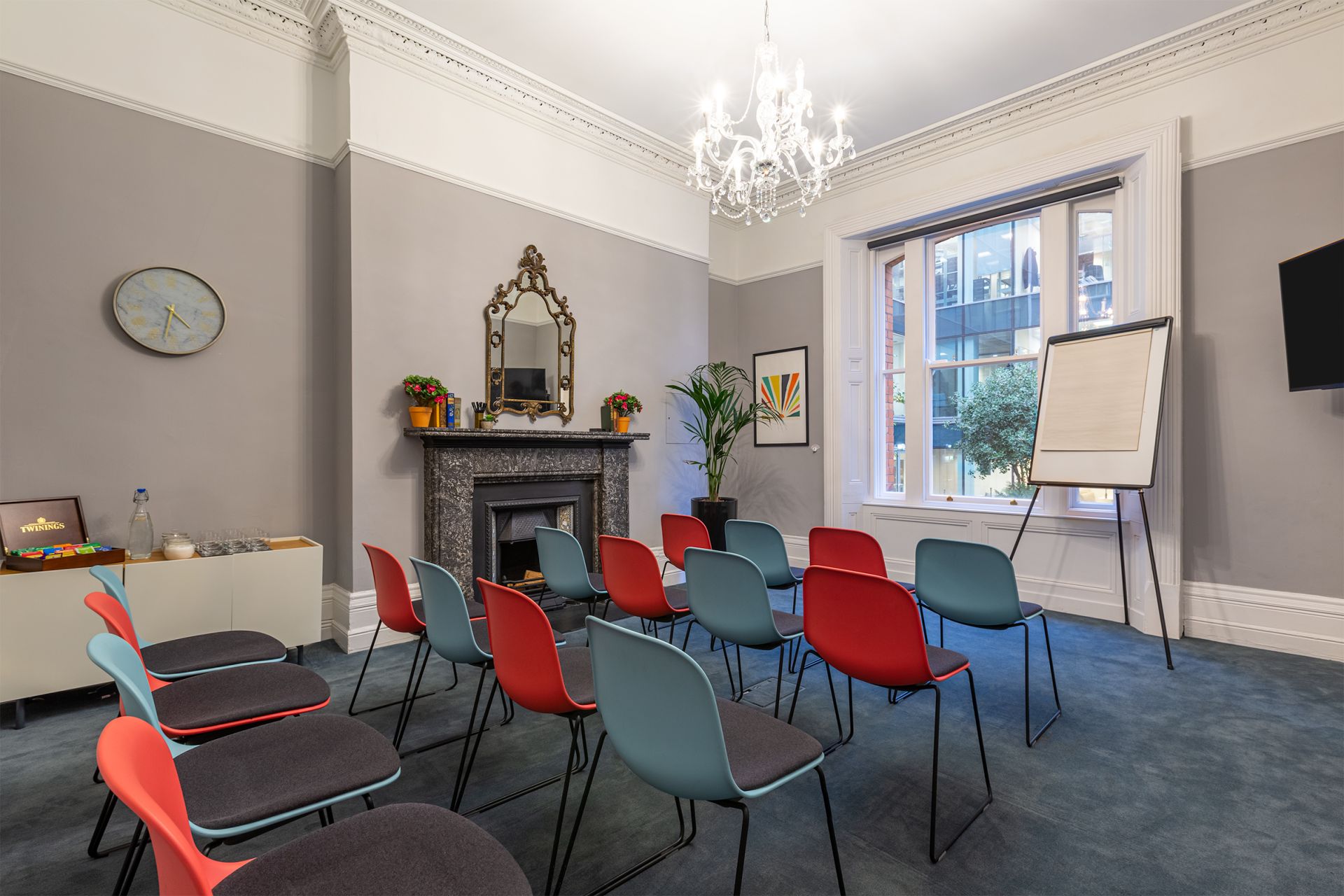 Iconic Offices - THE VICTORIANS image 3