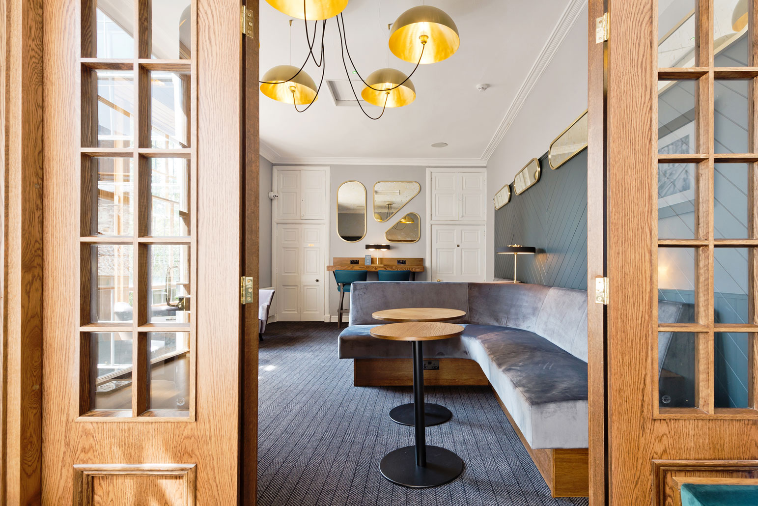 Office Suites Club image 3