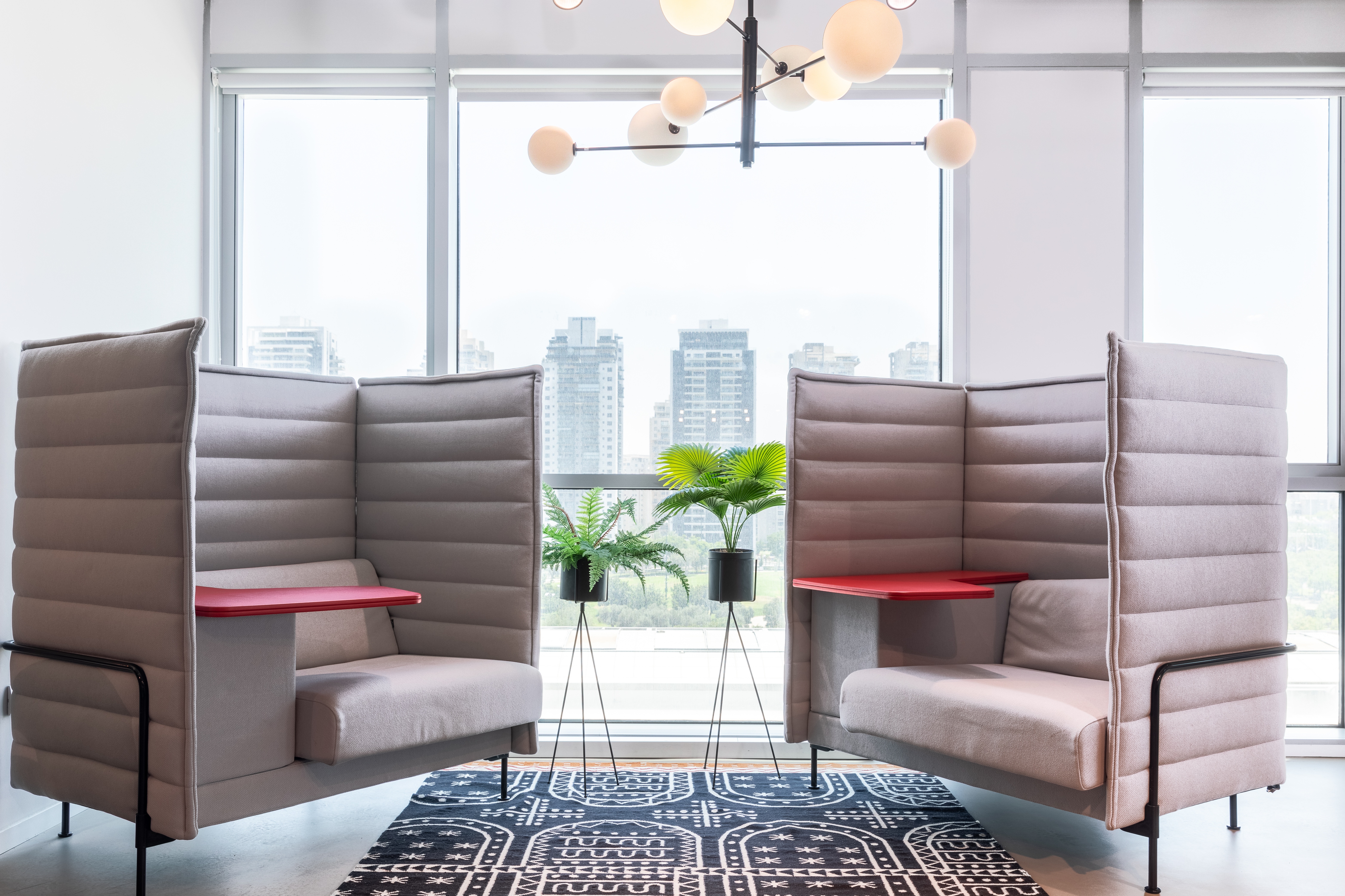 Regus - Petach Tikva, Avnat Tower Business Centre image 5