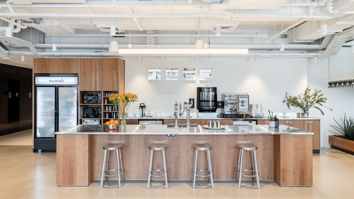 WeWork Azrieli Town image 2