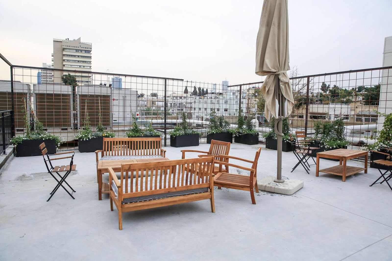 WeWork London Ministore image 5