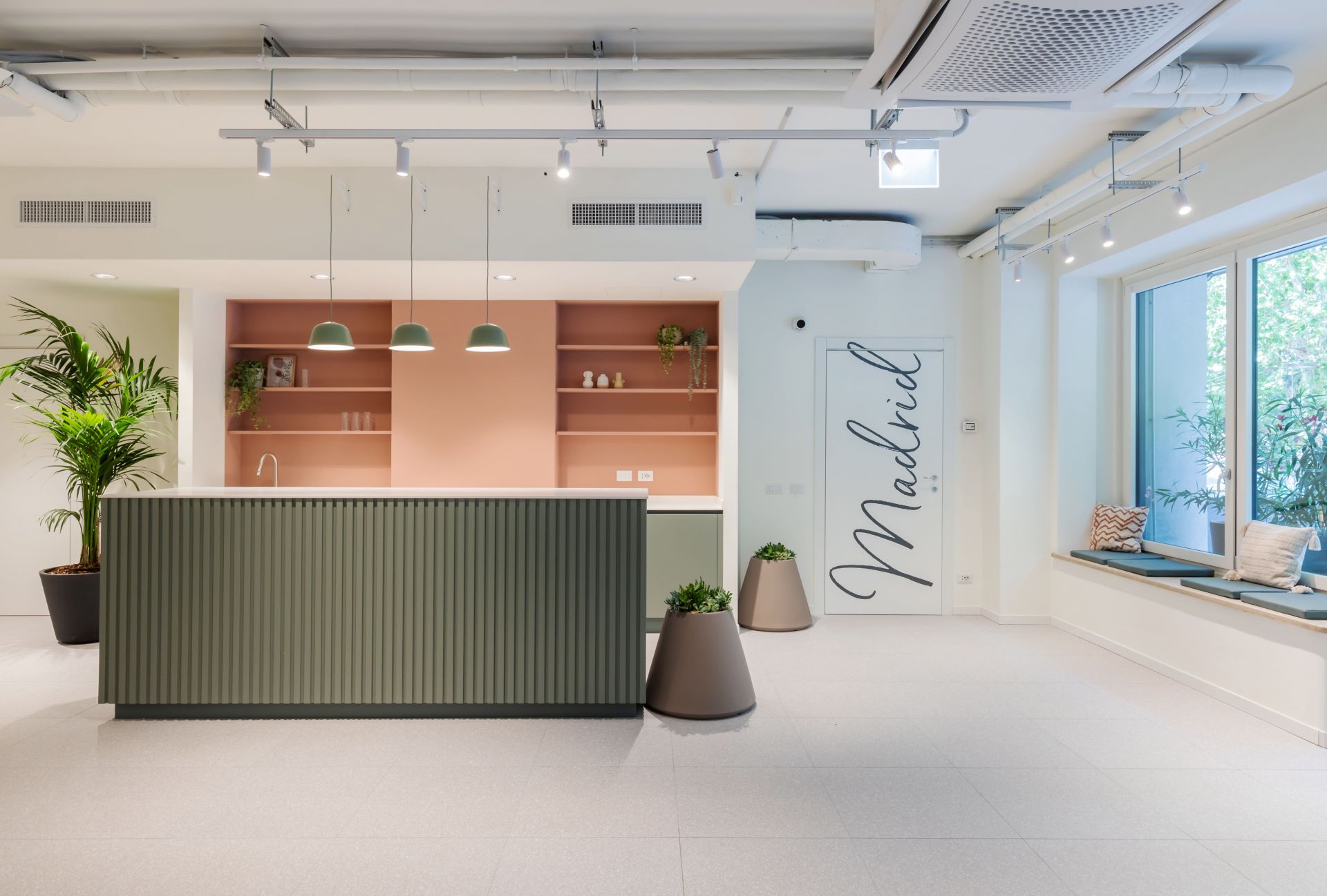 Open By DoveVivo image 4