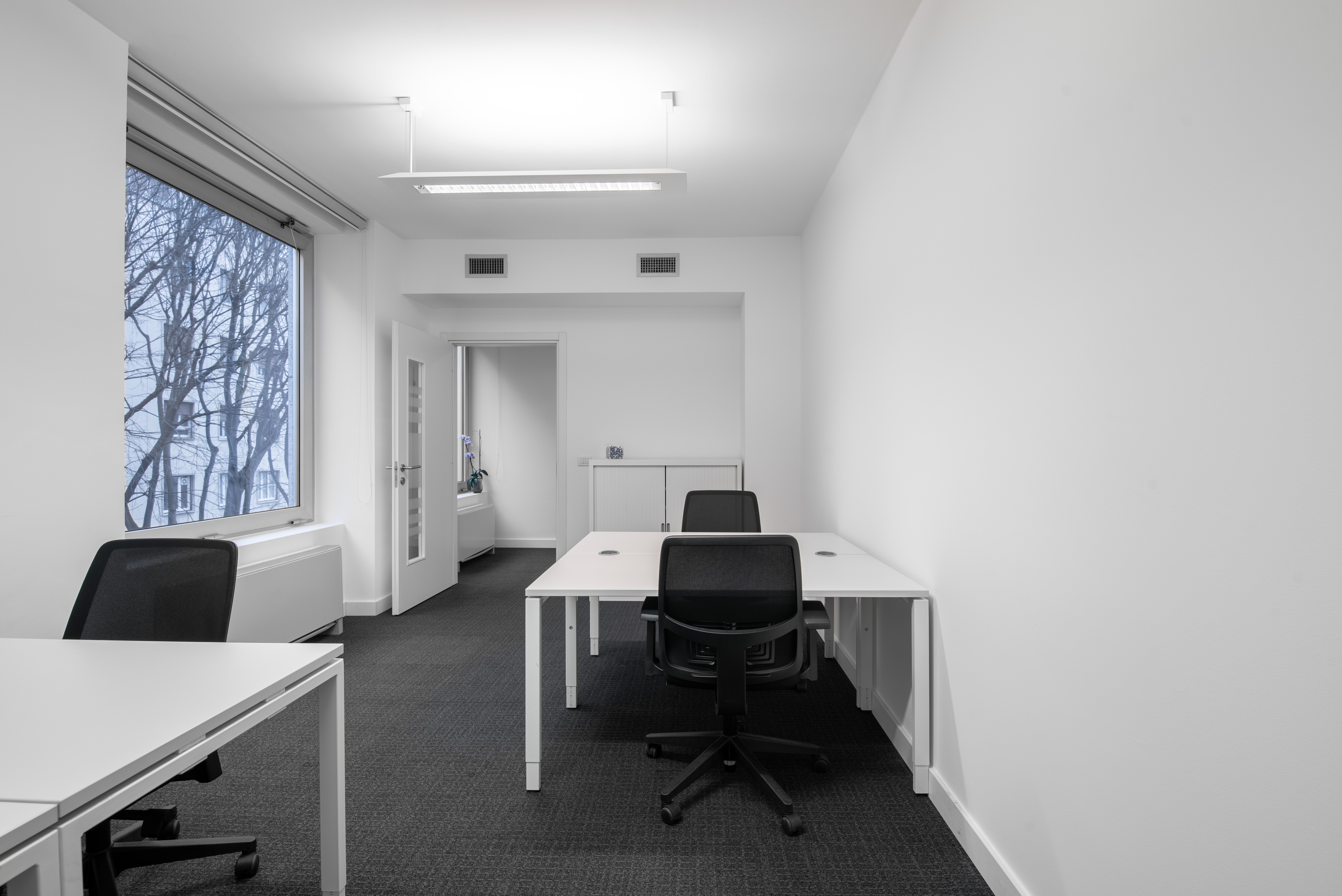 Regus - Milan, Buonarroti-Fiera image 3