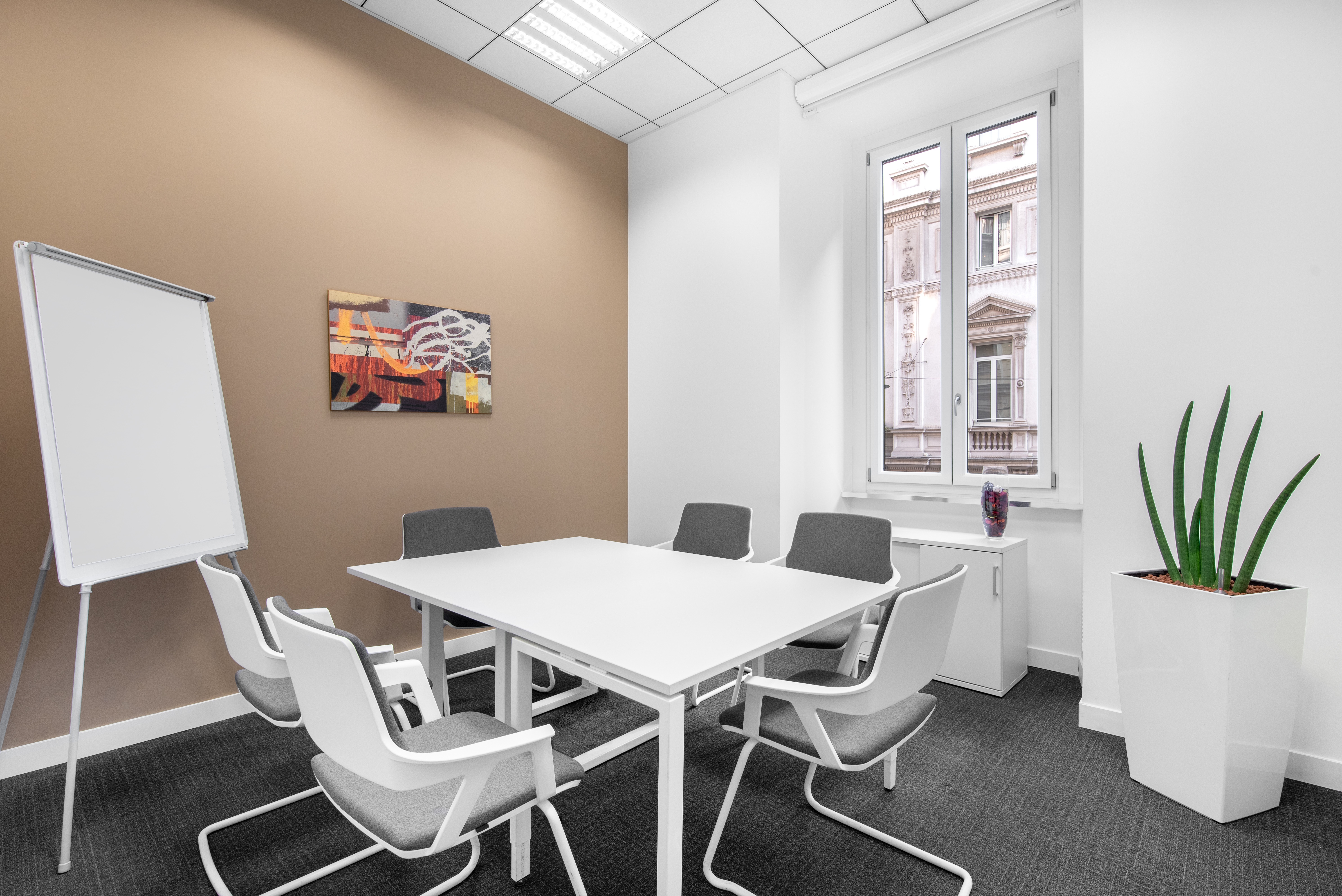 Regus - Milan, Galleria Vittorio Emanuele image 4