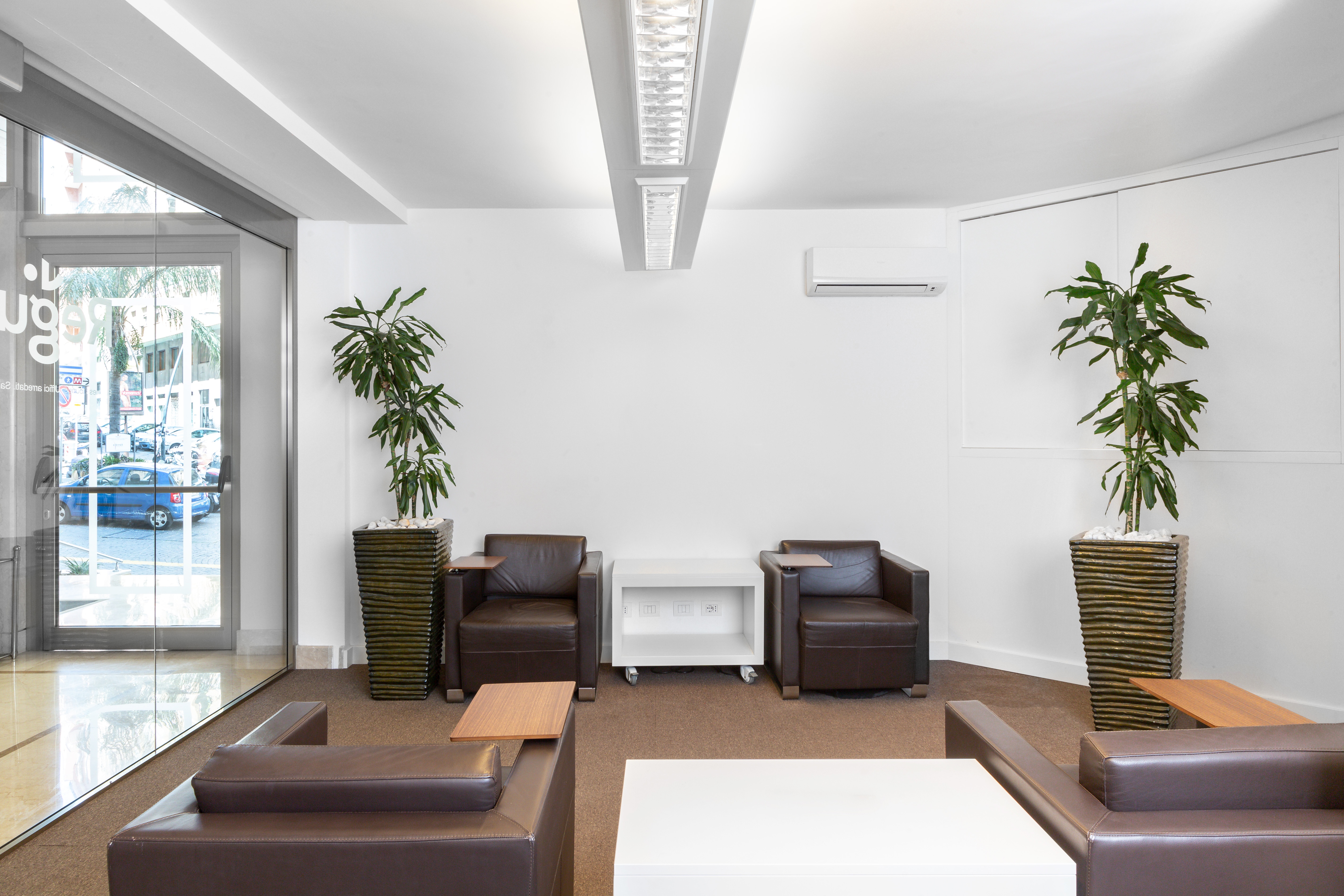 Regus - Naples, Municipio image 5