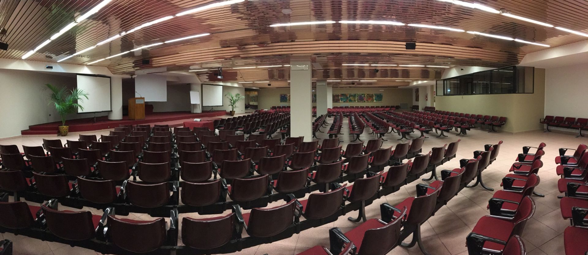 Saracen Congress Centre image 3