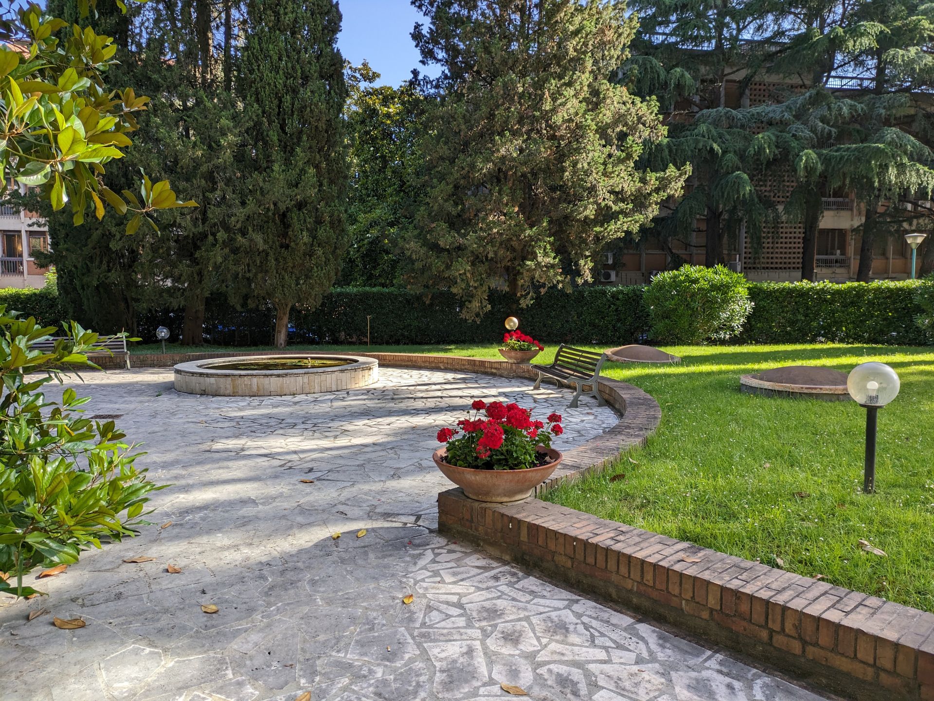 Alma Coworking image 4