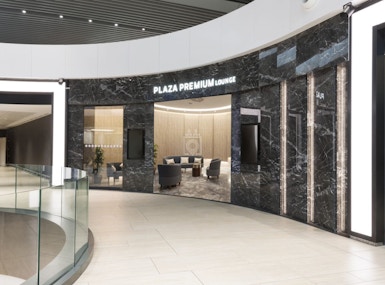 Plaza Premium Lounge (Extra Schengen Area, Departures) / Rome image 5