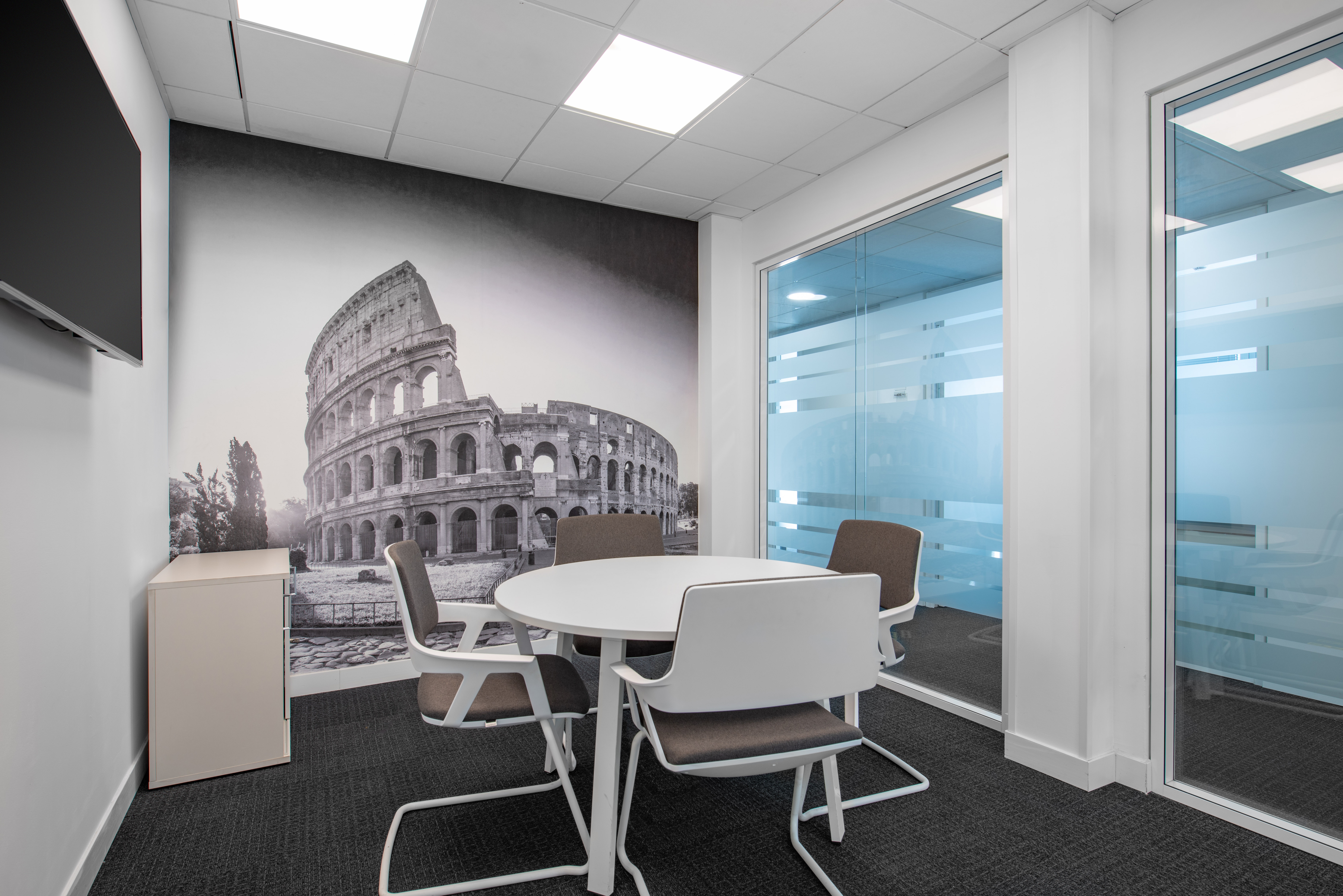 Regus - Rome, Parioli image 5