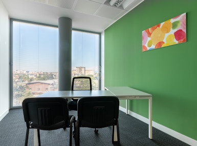 Regus - Verona, Forum image 4
