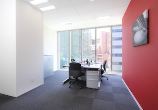 Regus - Fukuoka, JR JP Hakata Building image 2