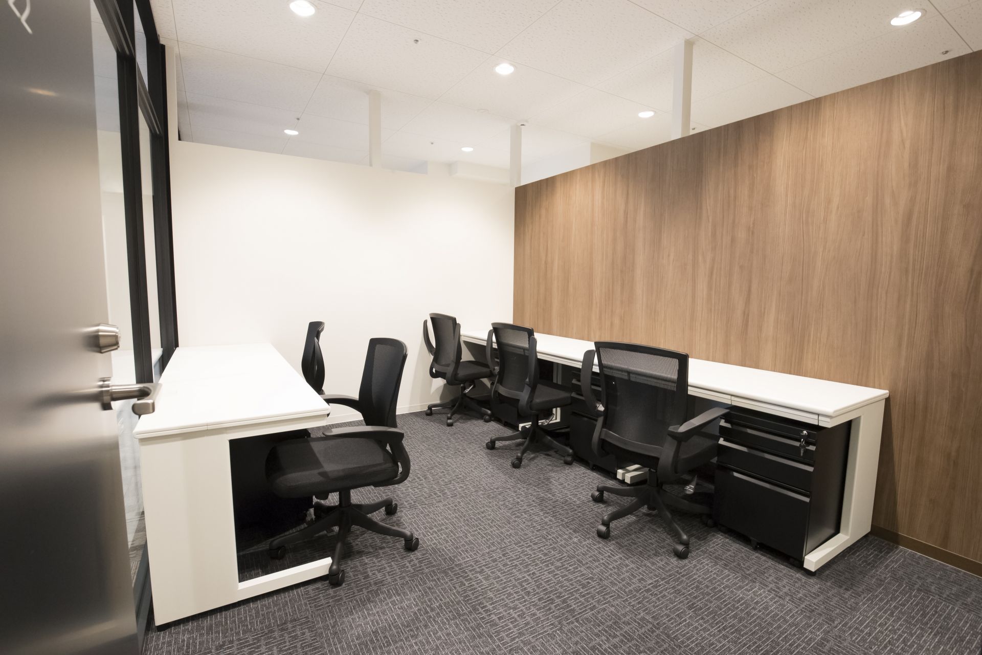 fabbit Hiroshima Ekimae image 4