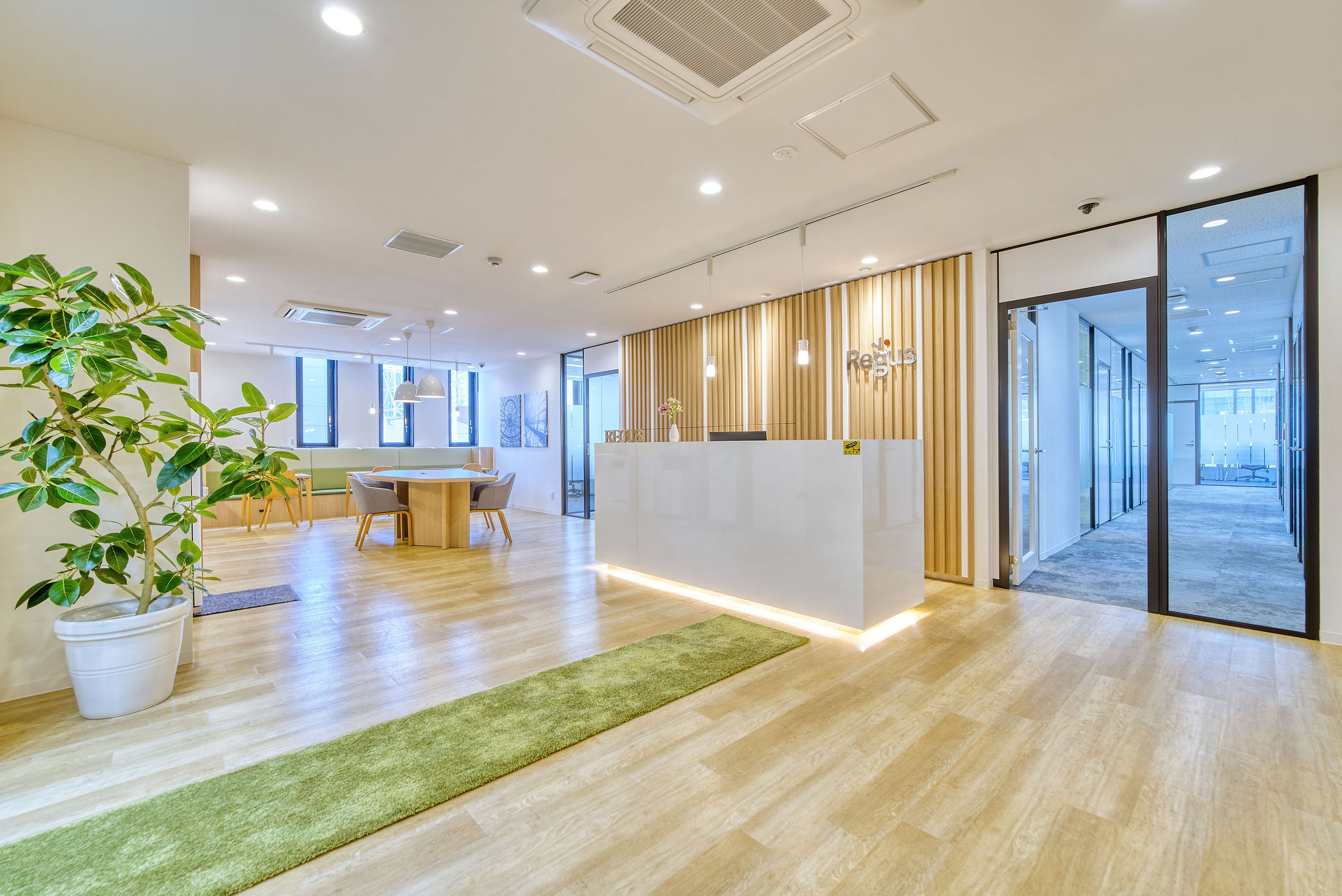 Regus - Kumamoto, Kumamoto Place Hanabata image 2