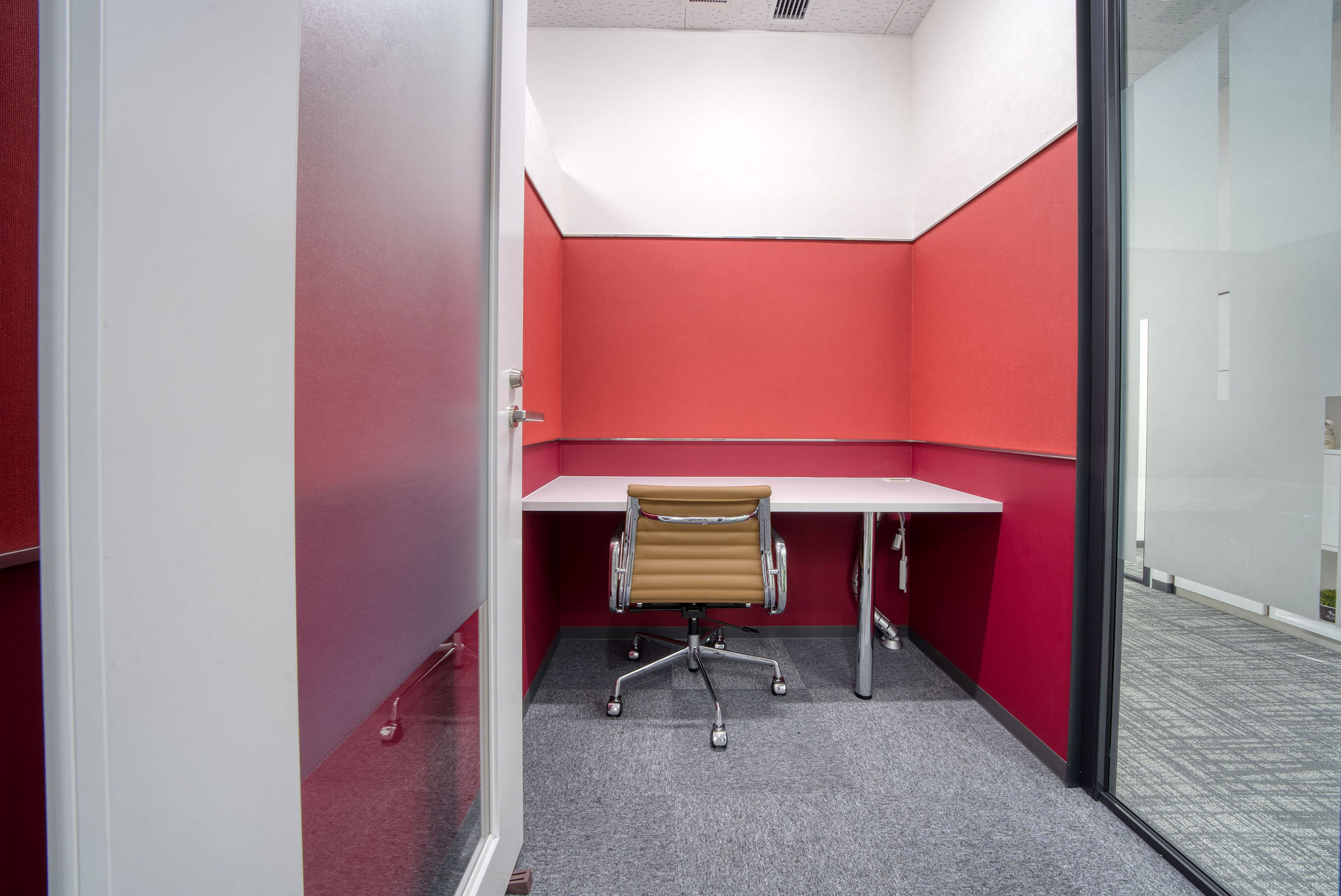 Regus - Ehime, Matsuyamashiekimae image 4