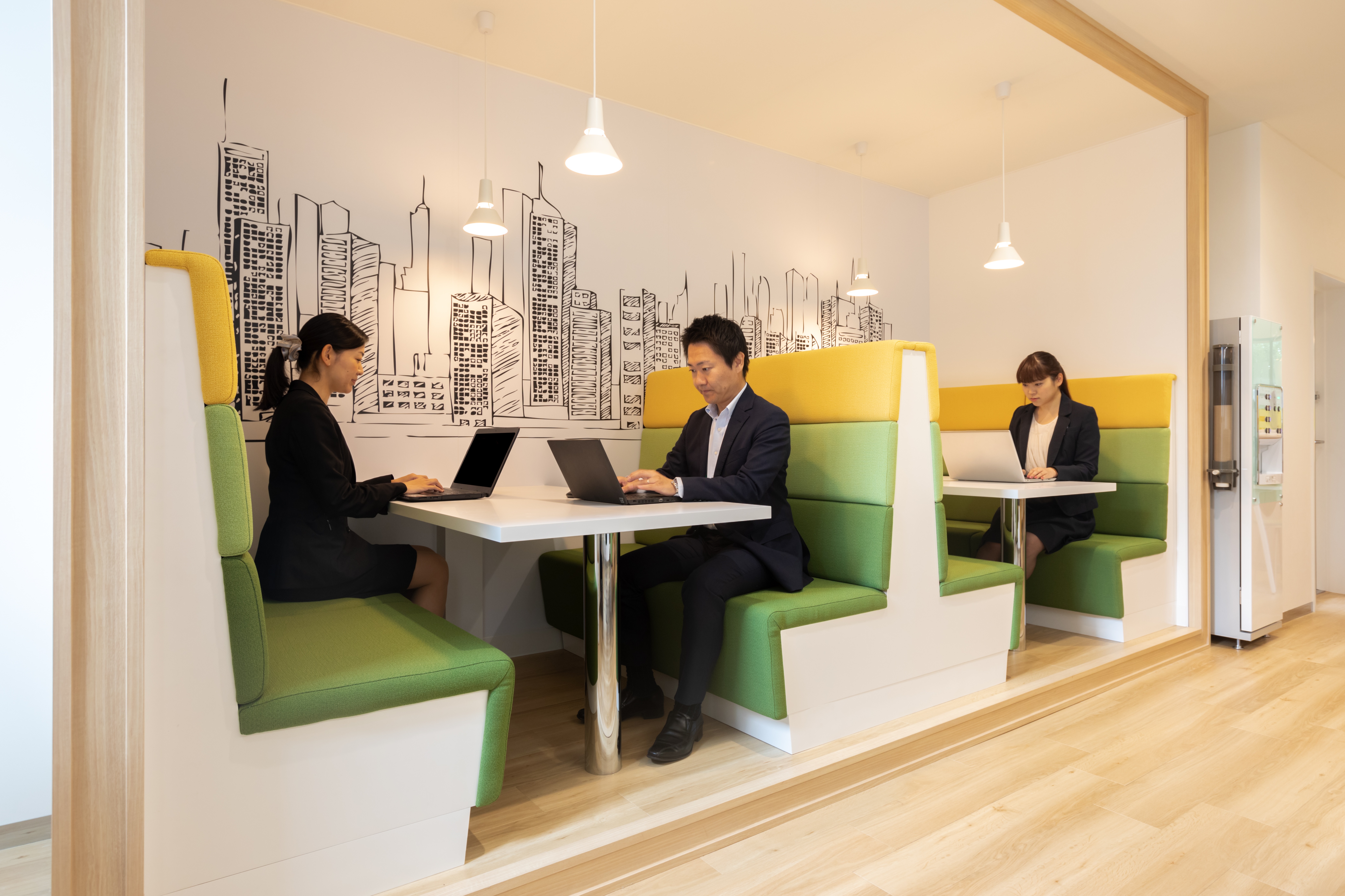 Regus - Okayama, Across Cube image 5