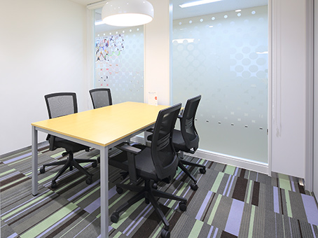 Regus Express - Osaka, Hankyu Ibaraki-shi Station image 4