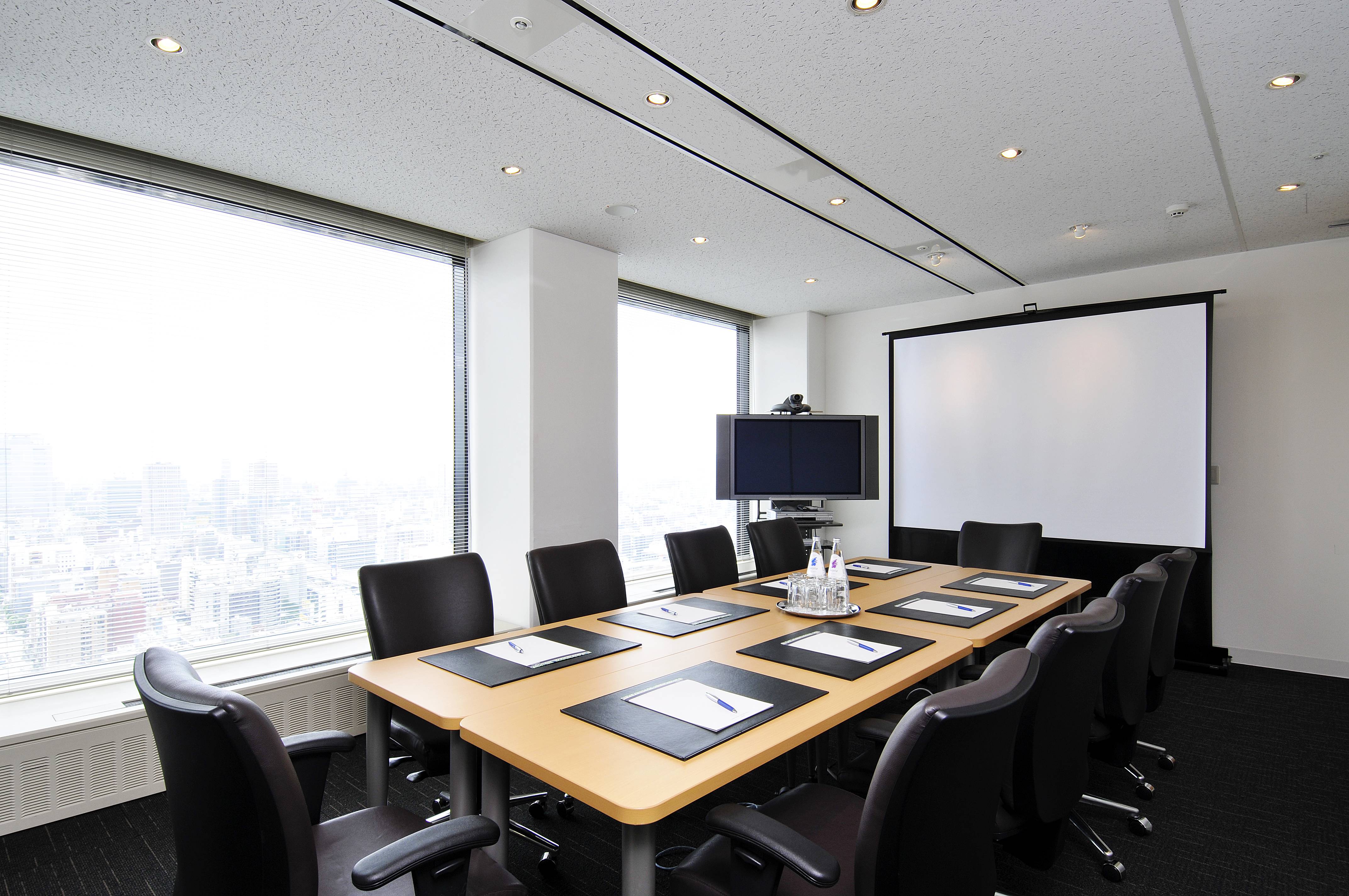 Regus - Osaka Kokusai image 5